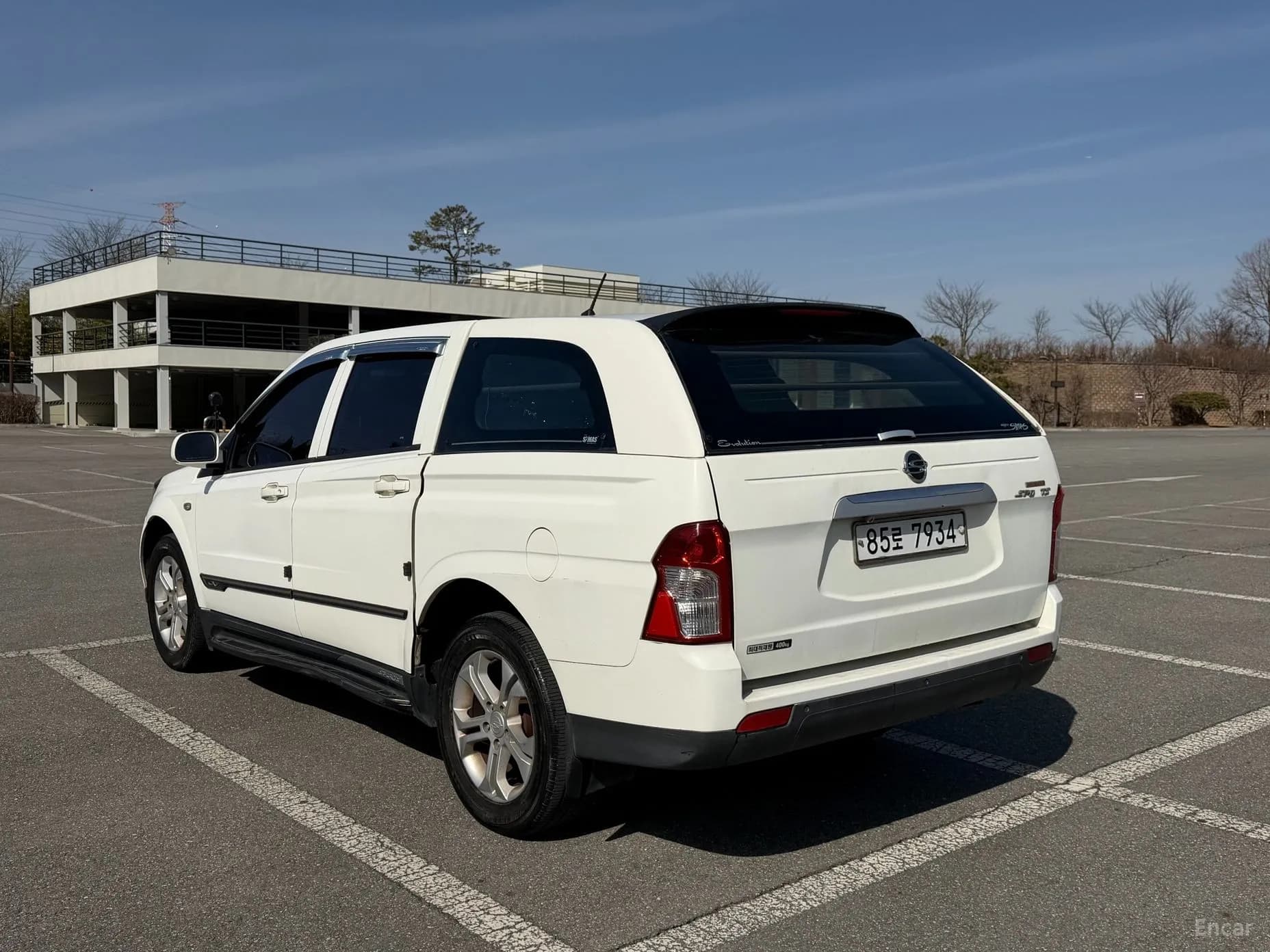 Korando Sports