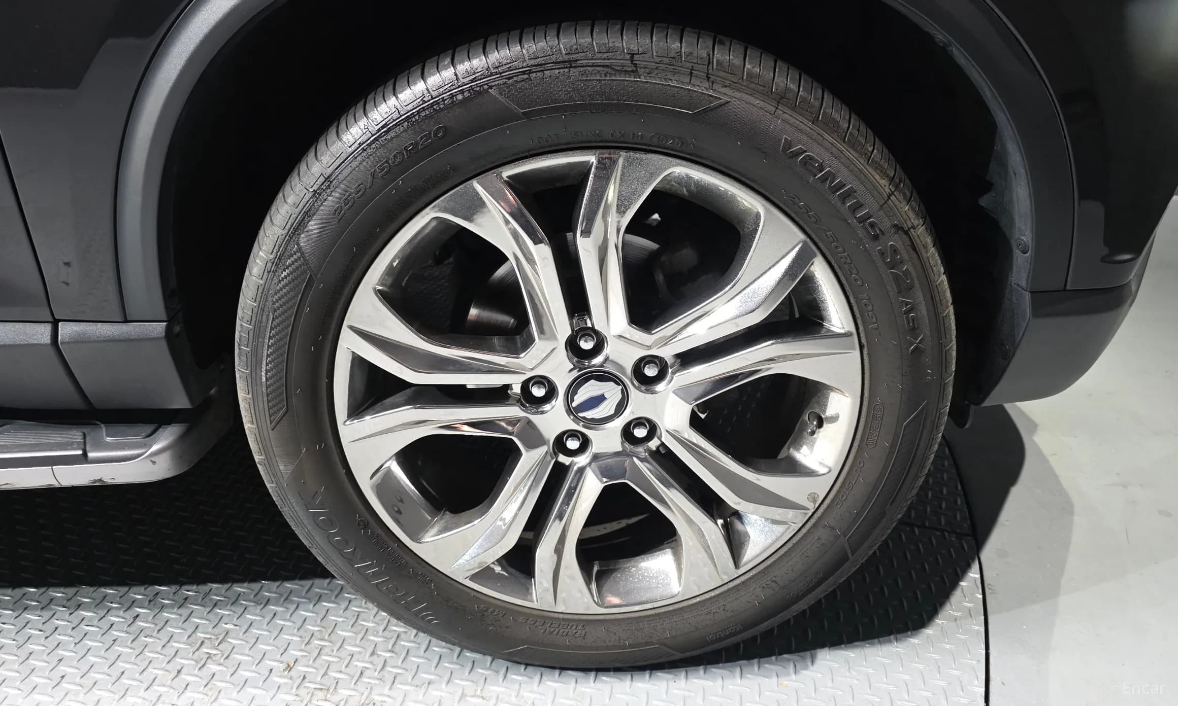 G4 Rexton