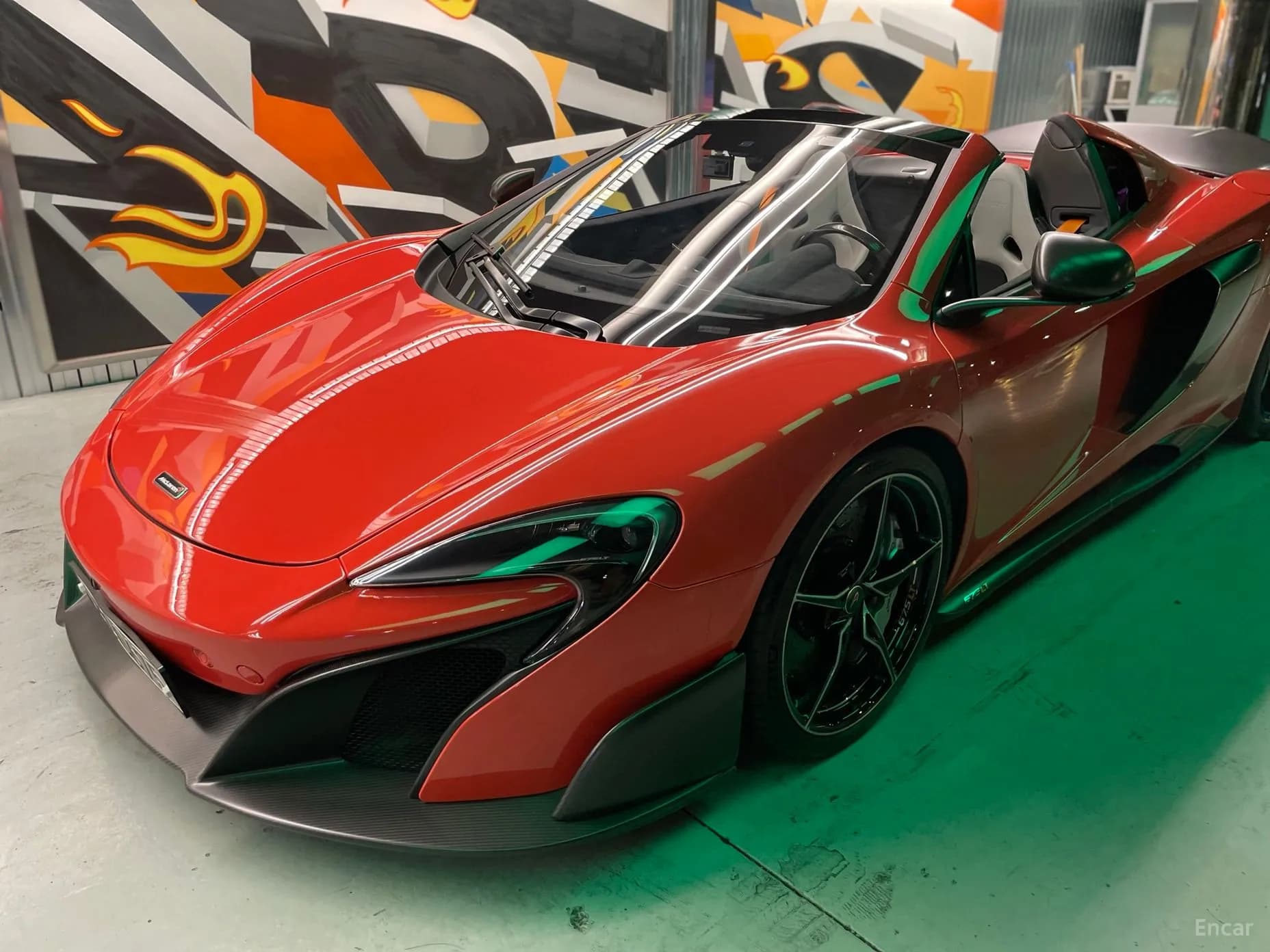 675LT