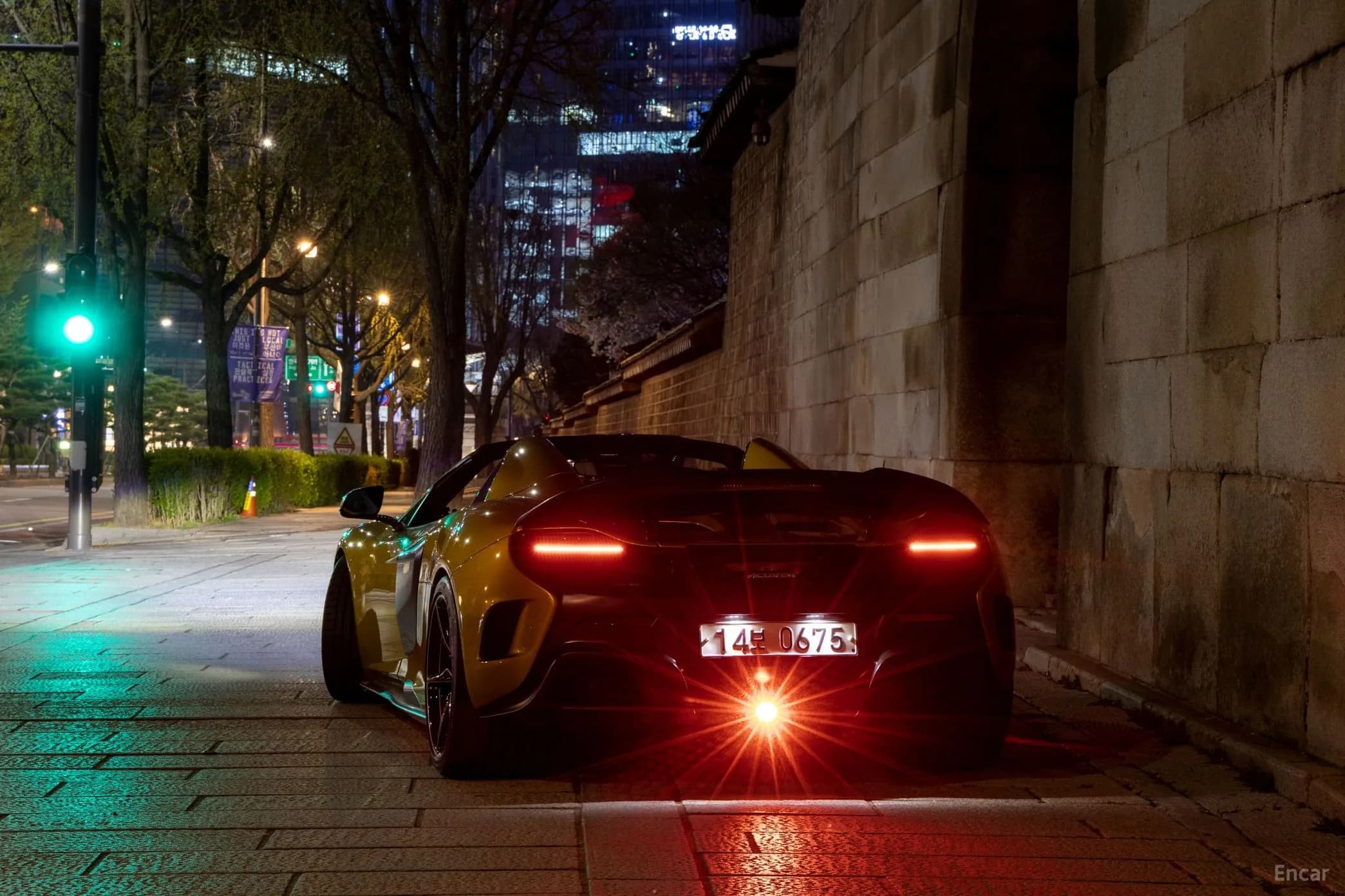 675LT
