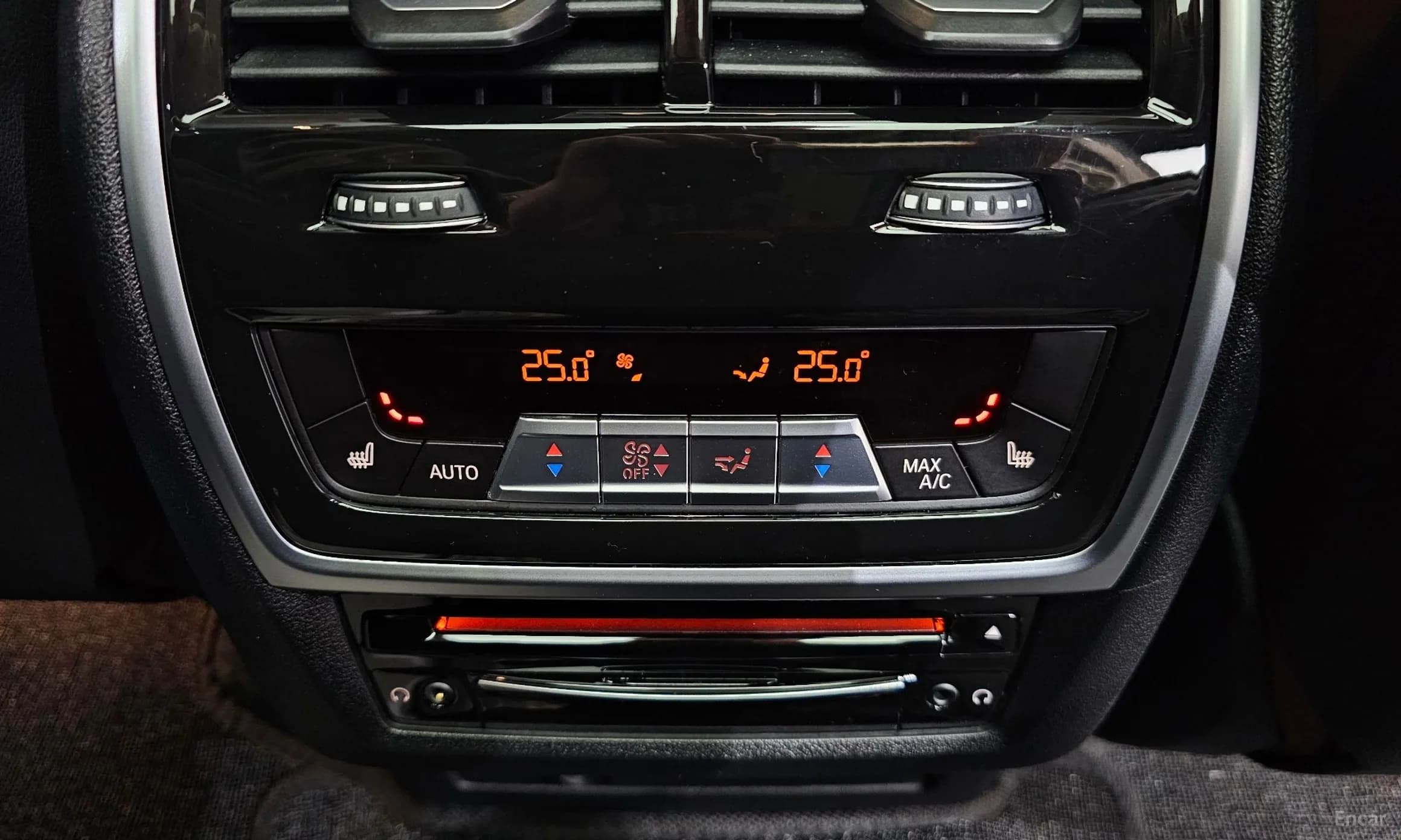 X7 (G07)