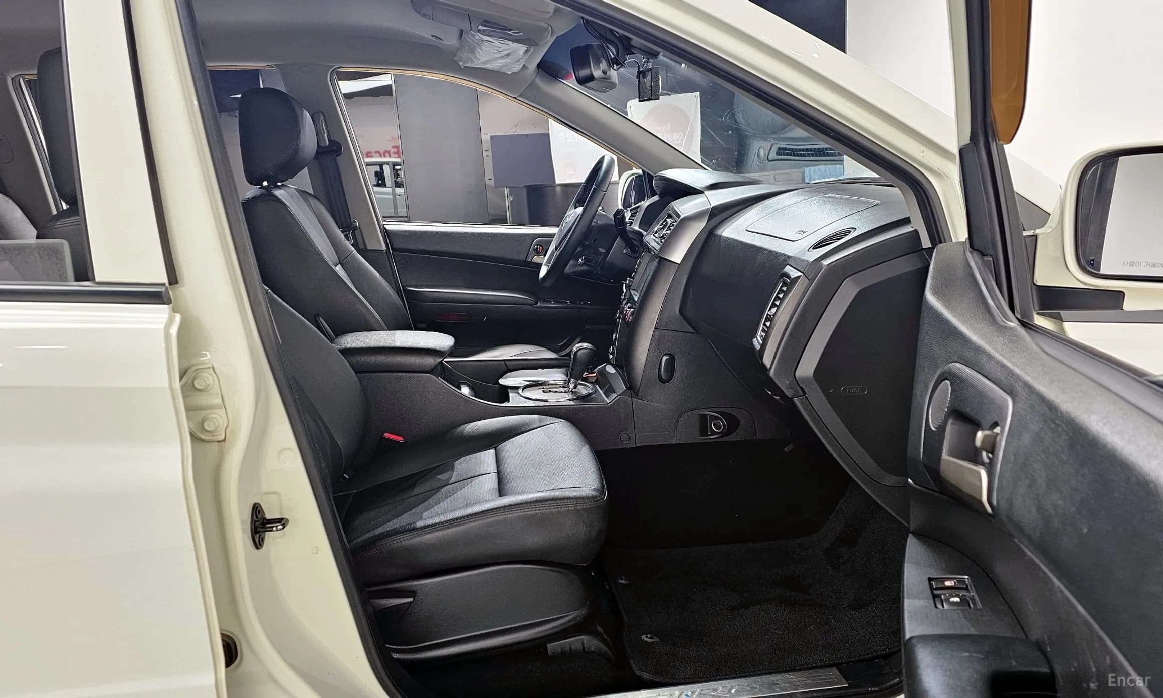 Korando Sports