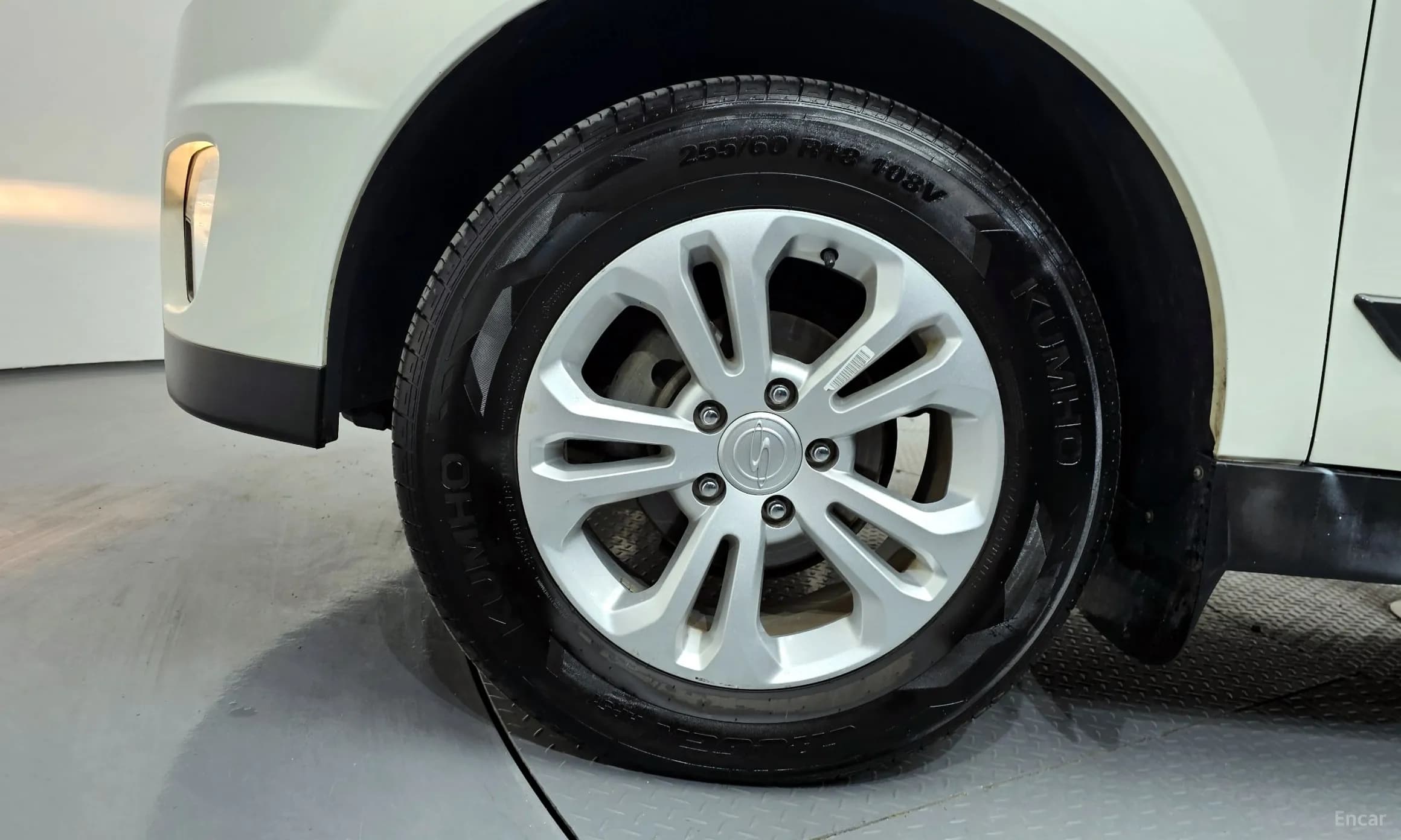 Korando Sports