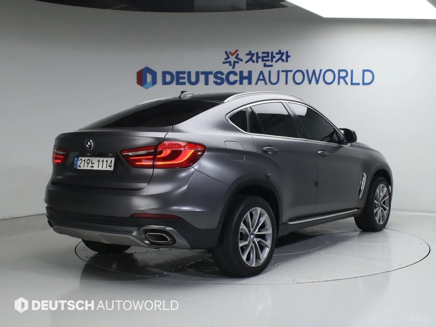 X6 (F16)