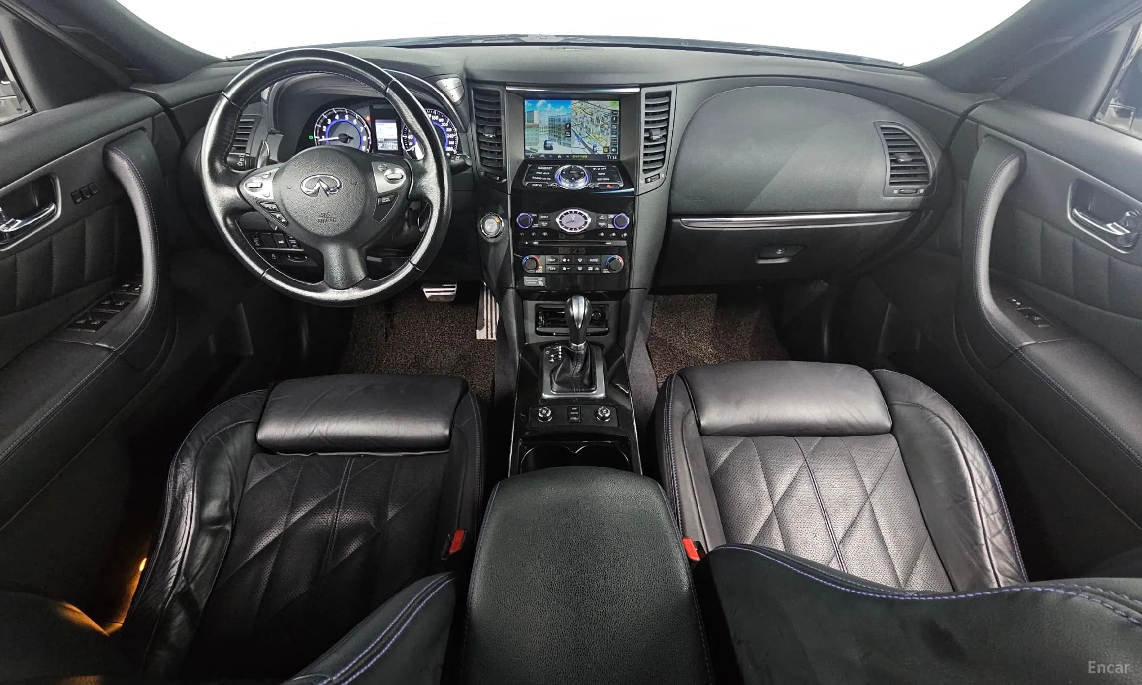 QX70