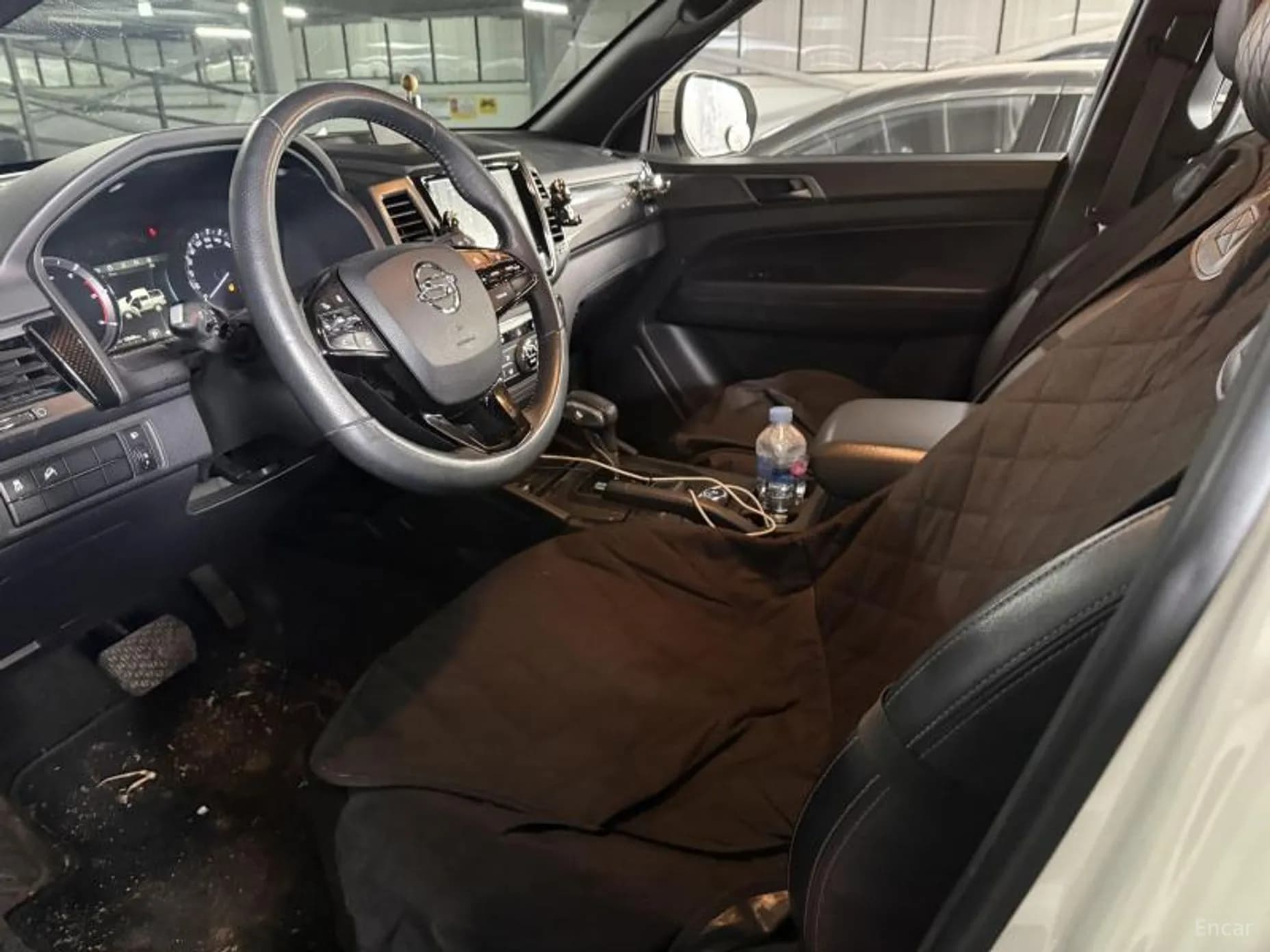Rexton Sports Khan