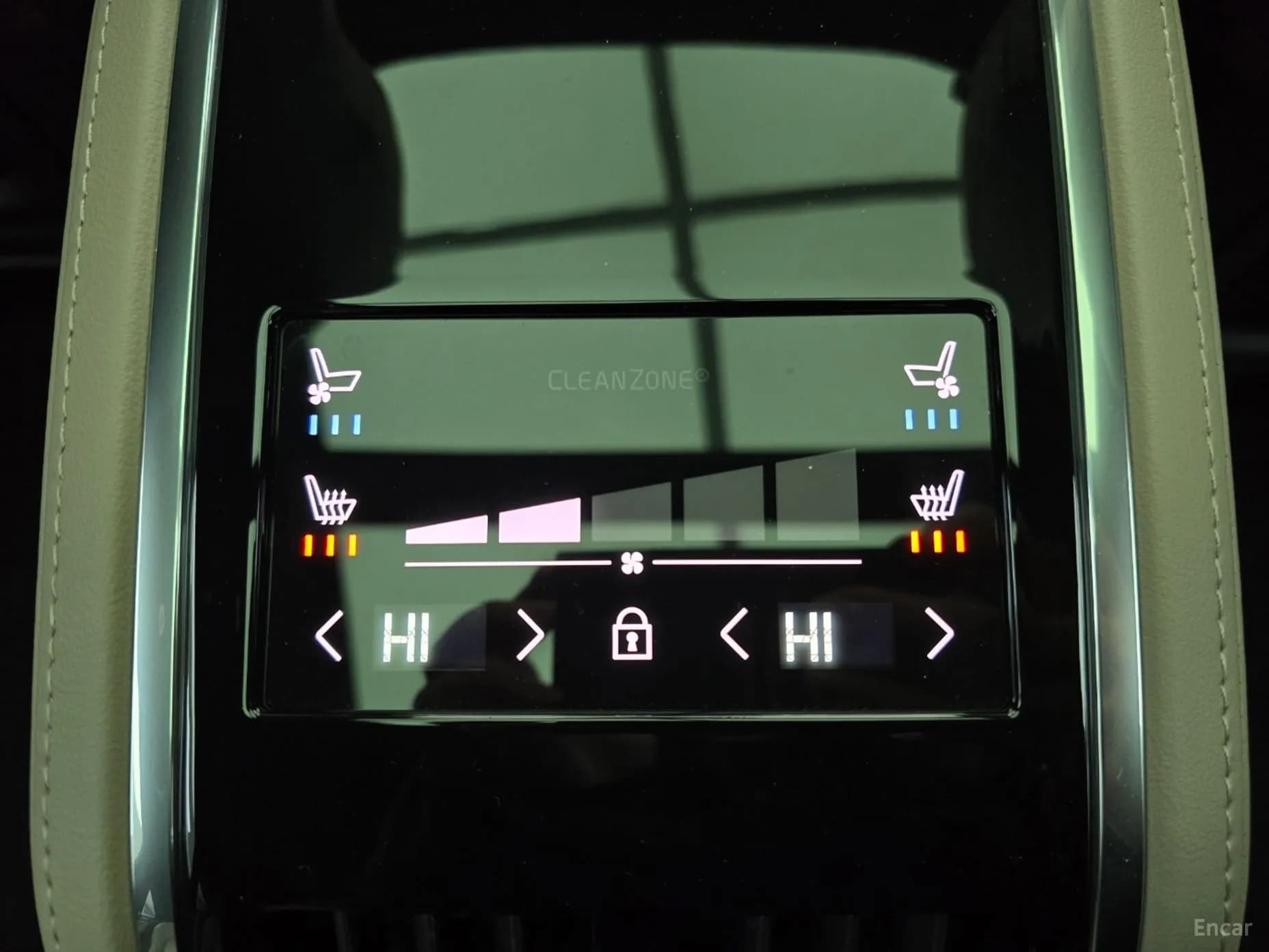 S90