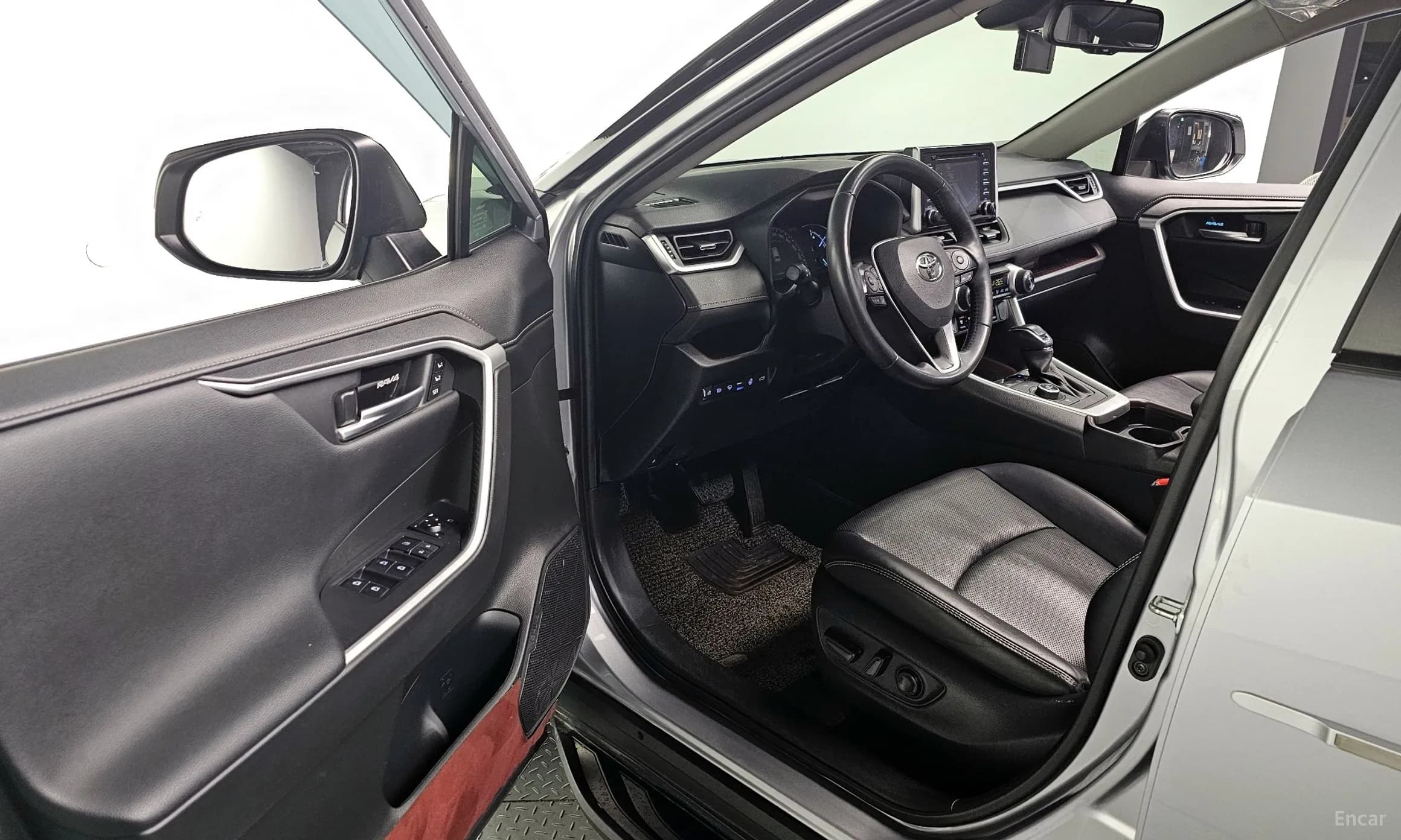 RAV4 5th Generation