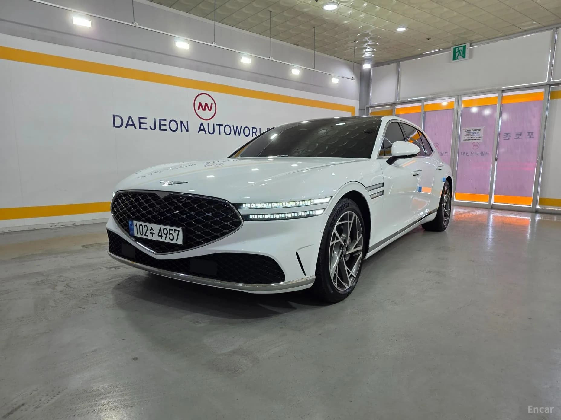 G90 (RS4)