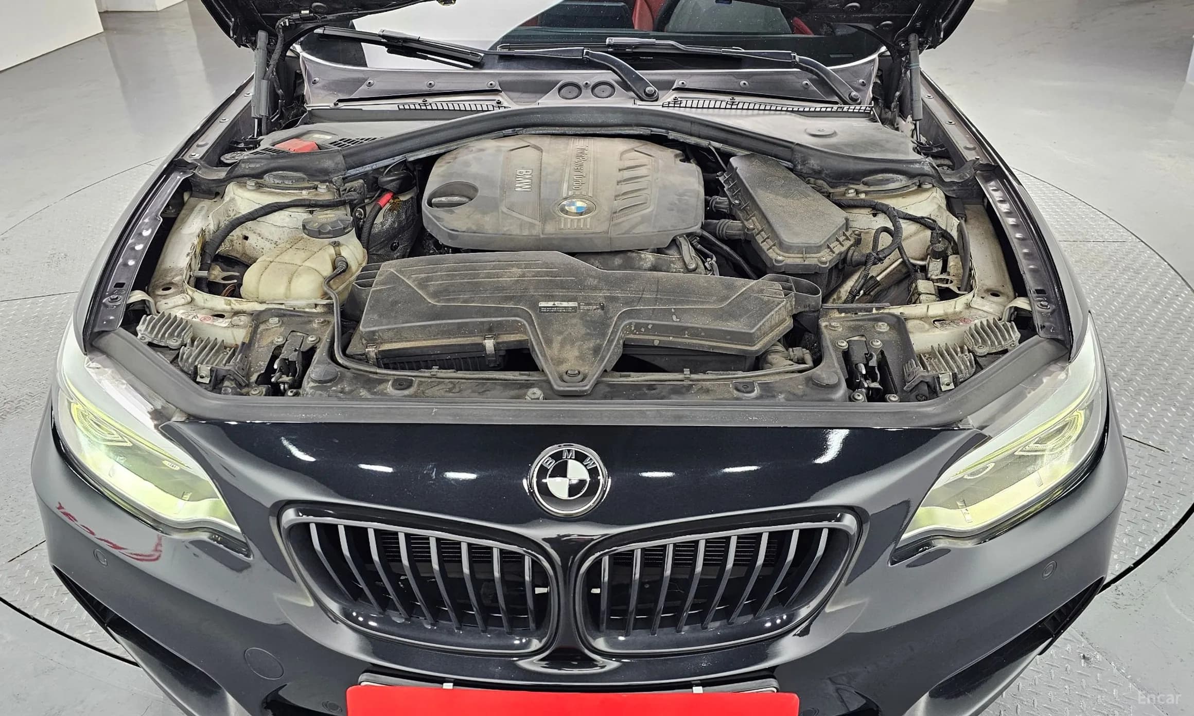 2 Series (F22)