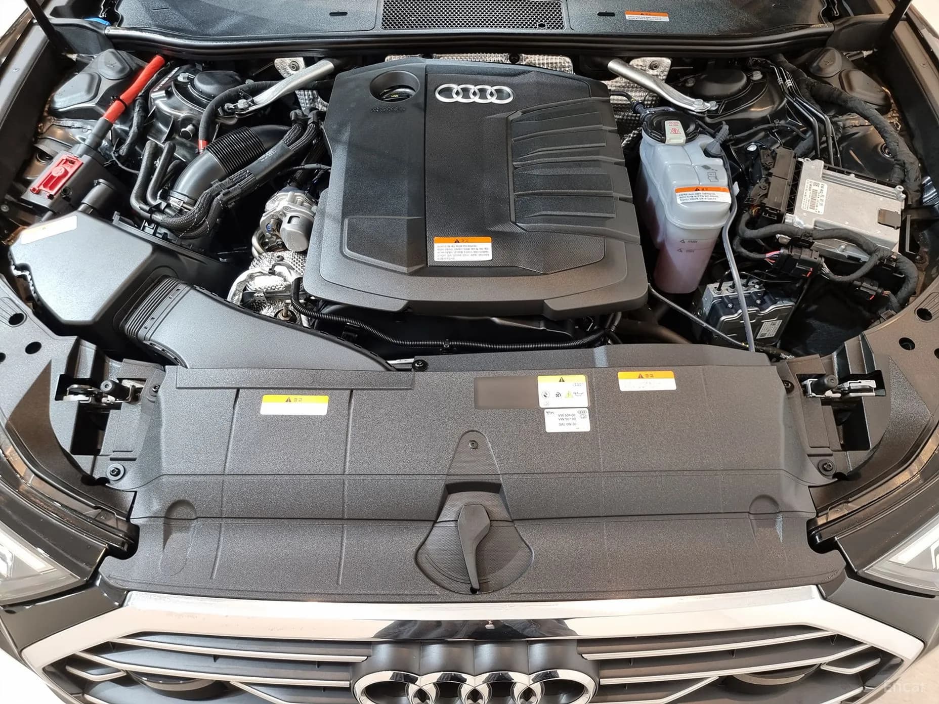 A6 (C8)