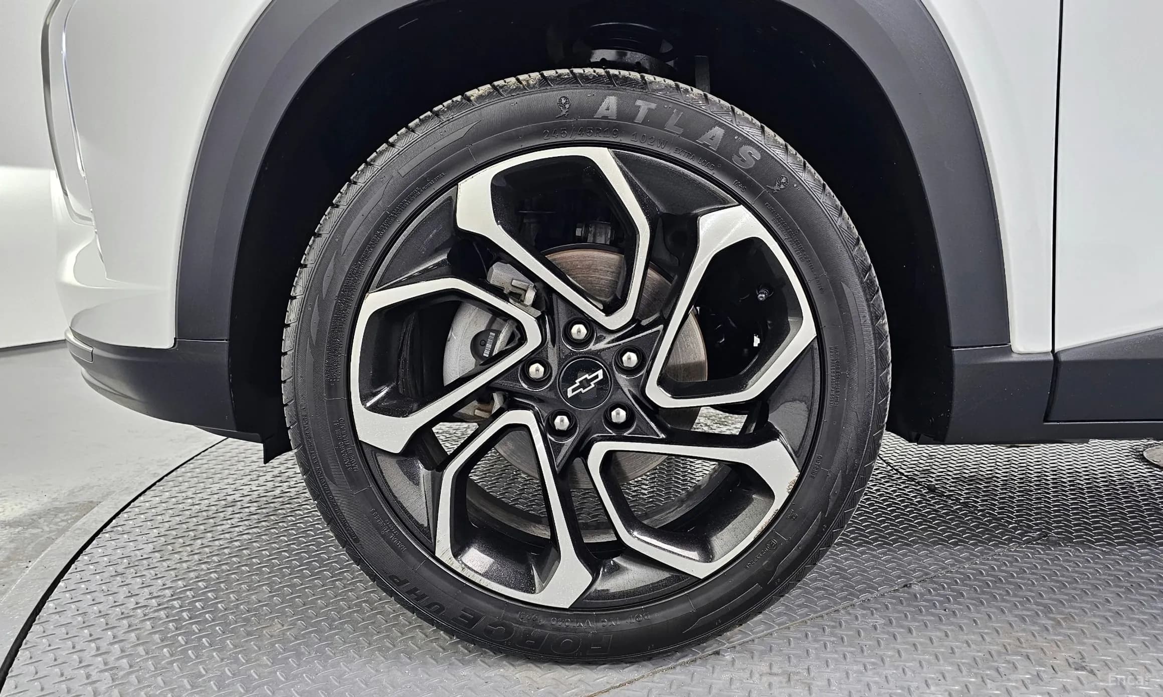 Trax Crossover