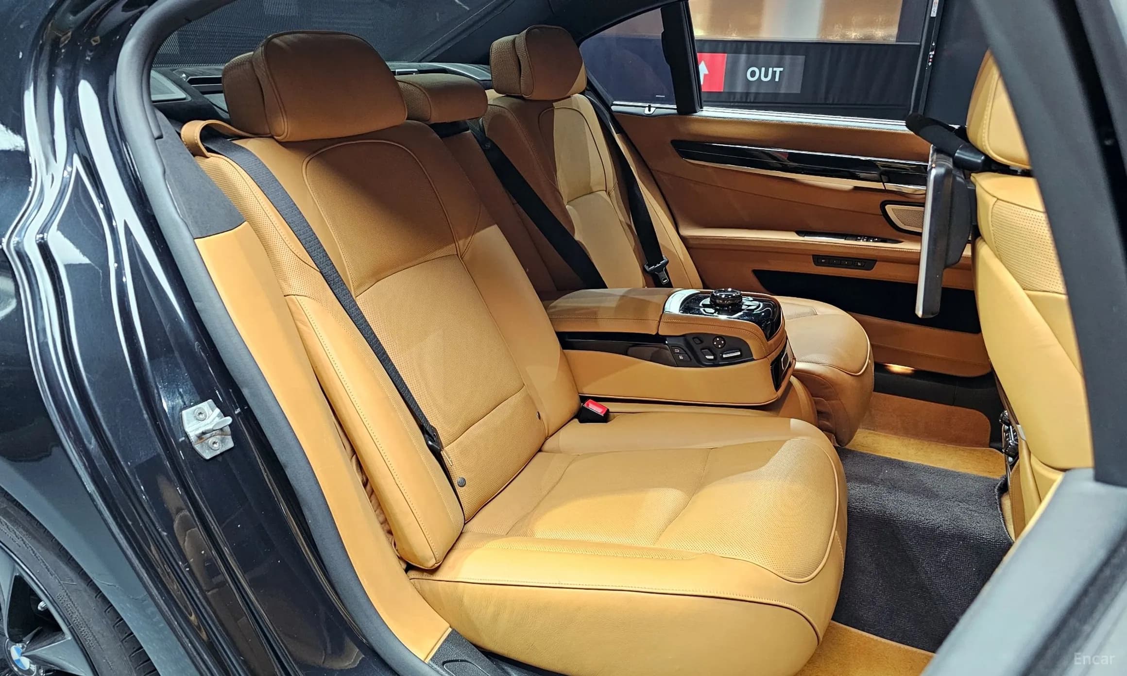 7 Series (F01)