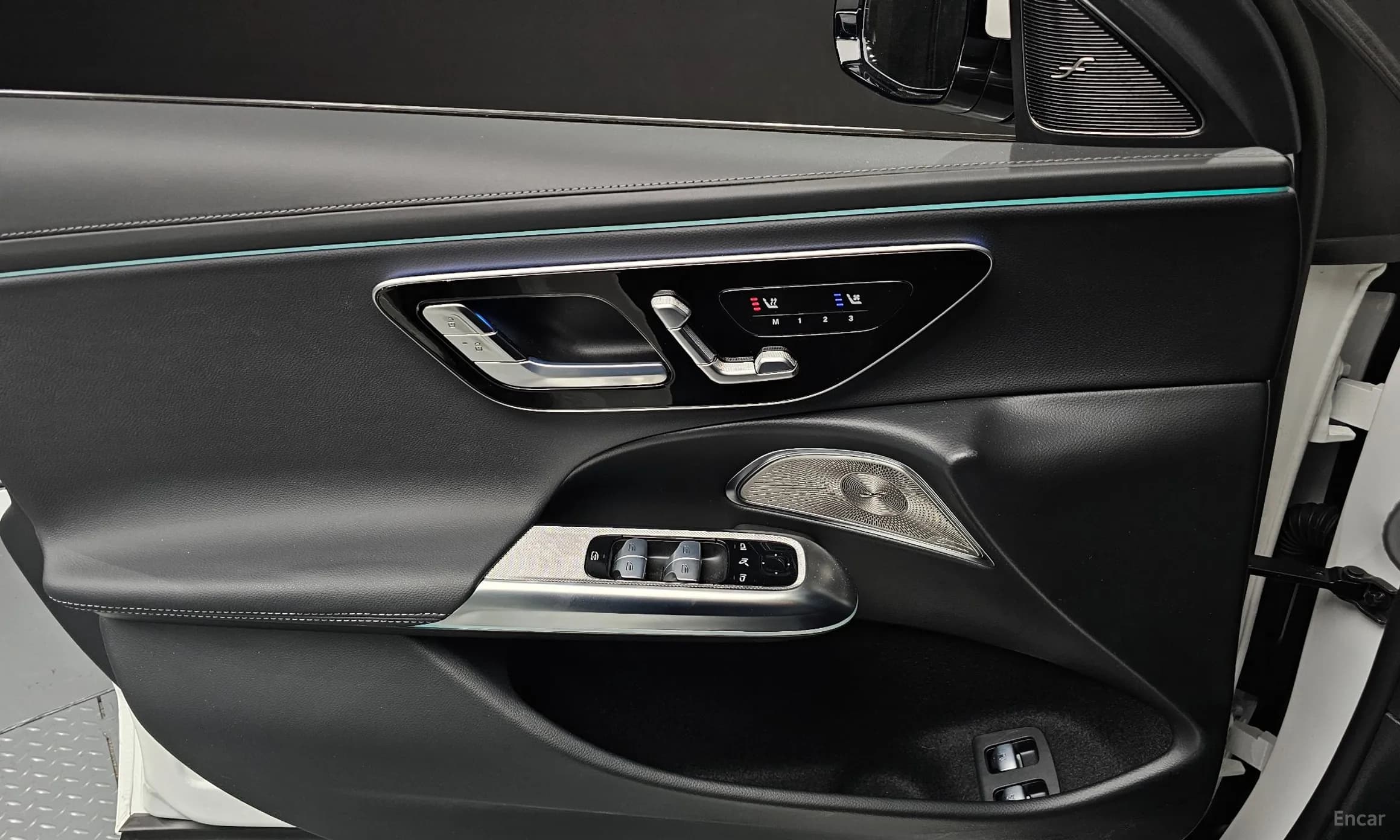 E-Class W214
