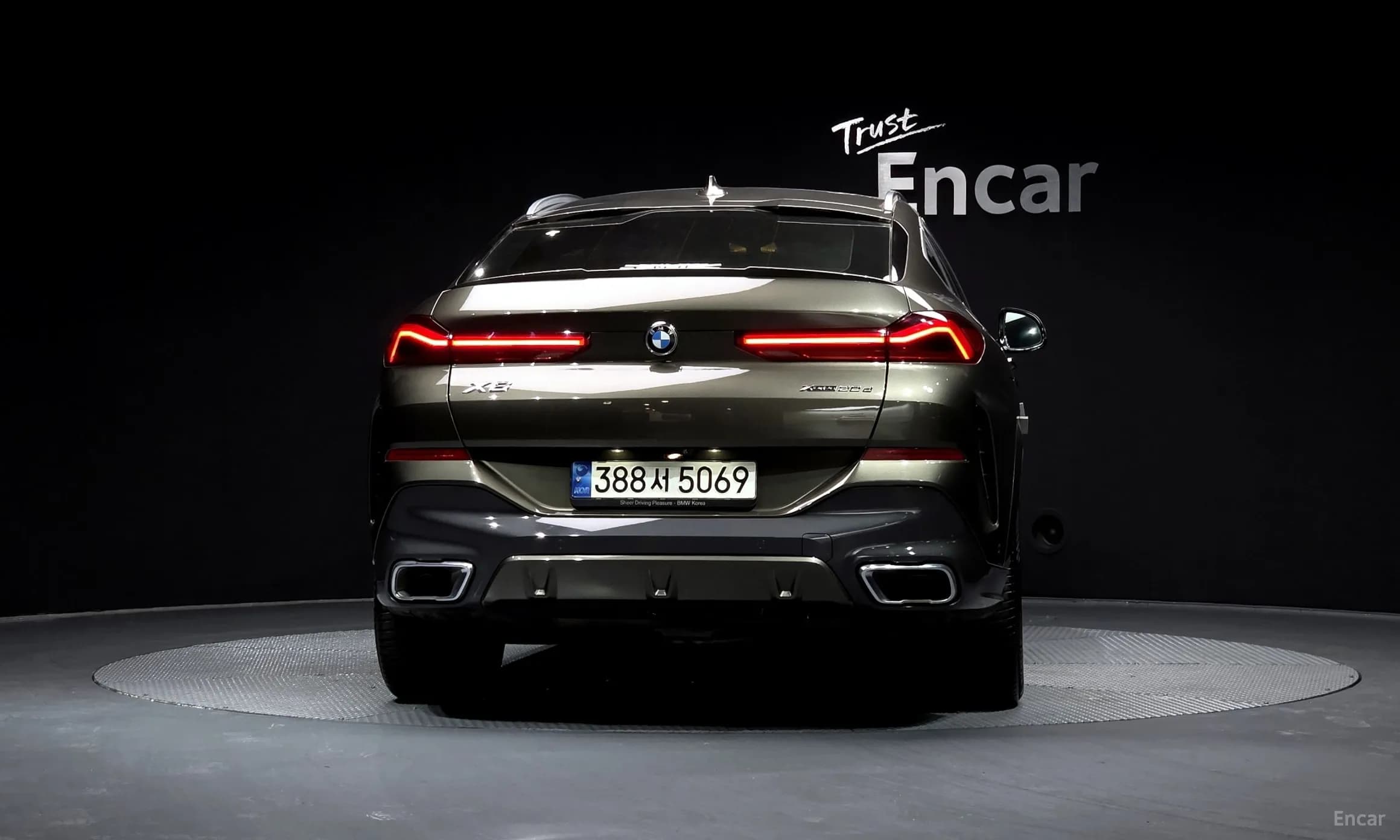 X6 (G06)