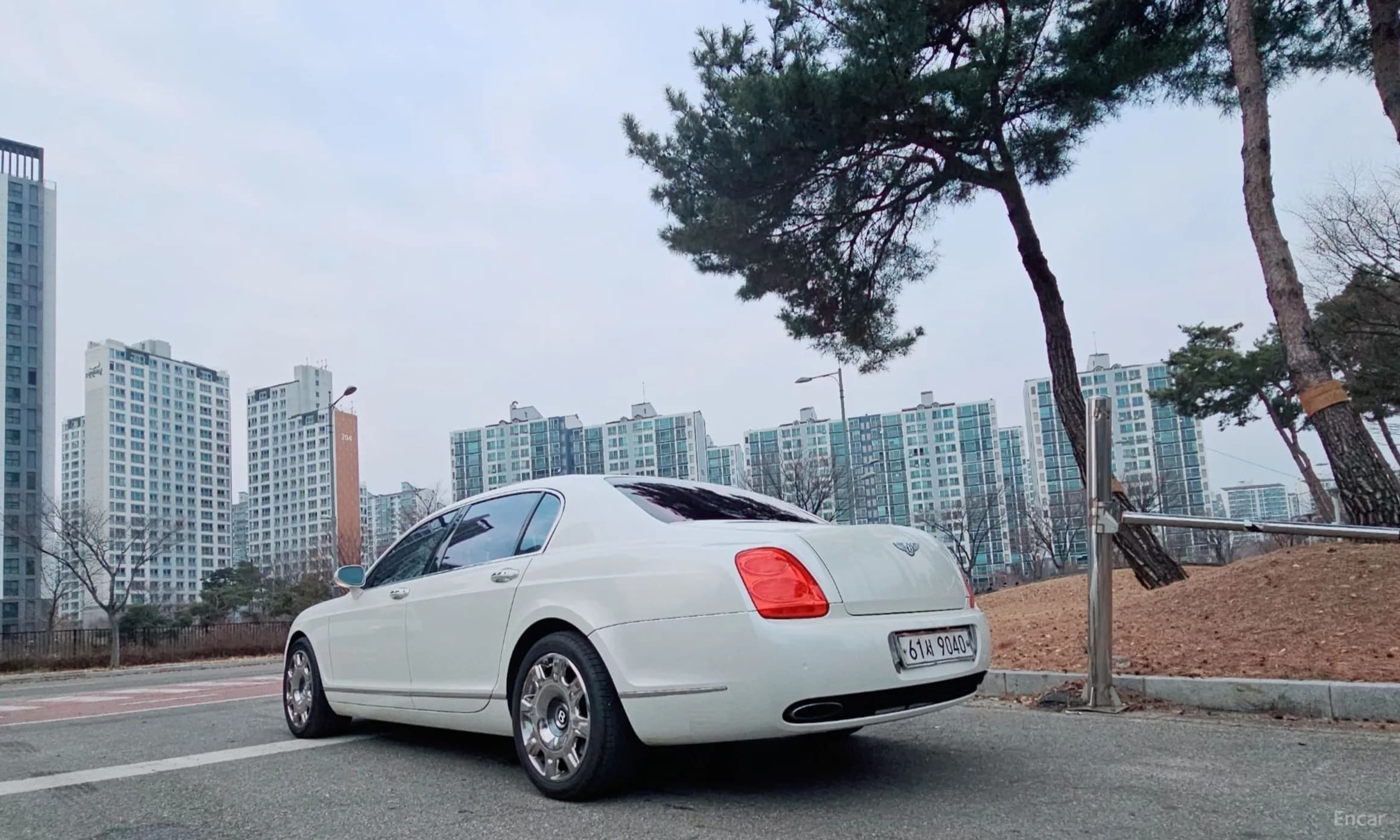 Flying Spur Gen 1