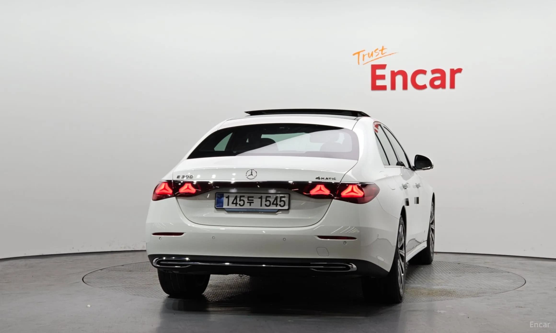 E-Class W214