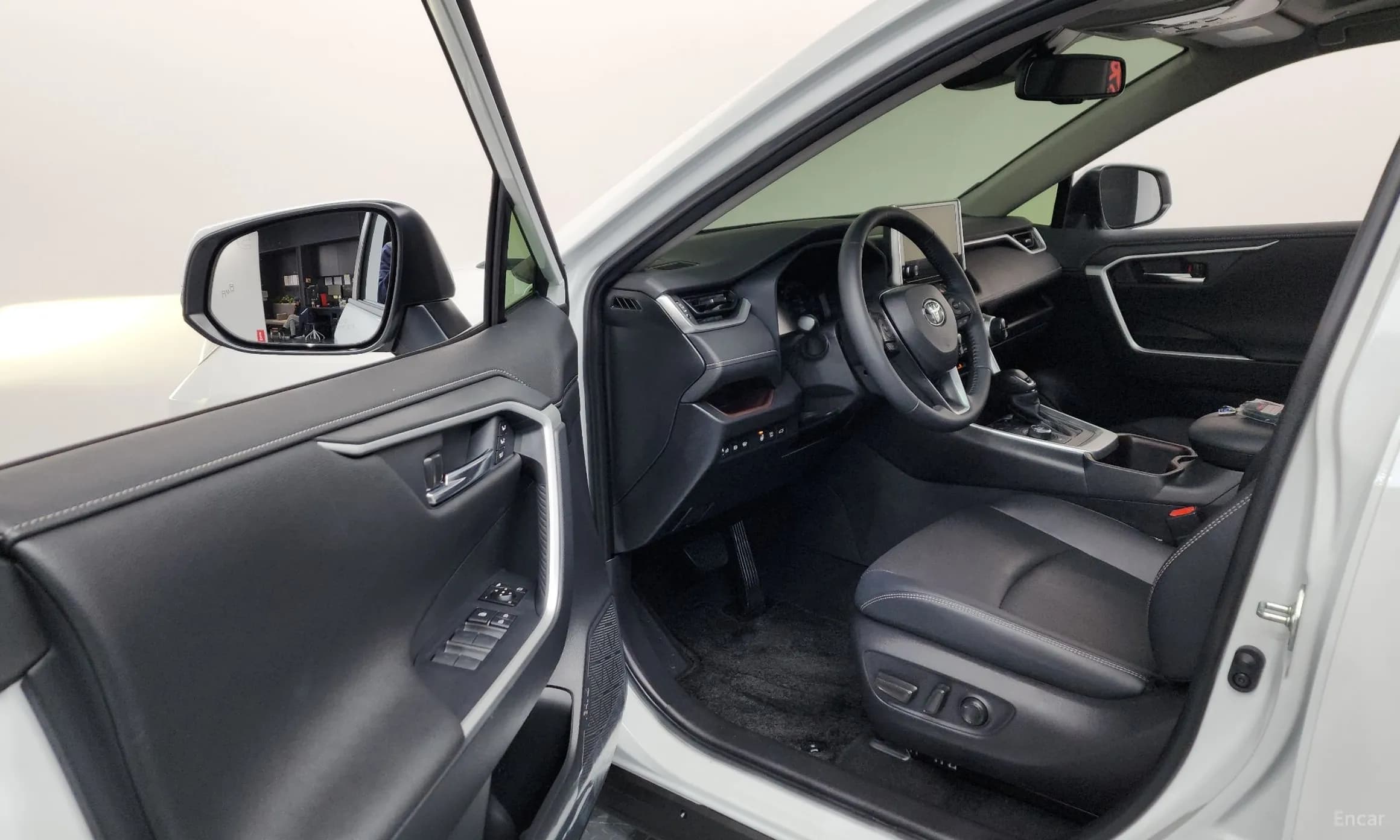 RAV4 5th Generation