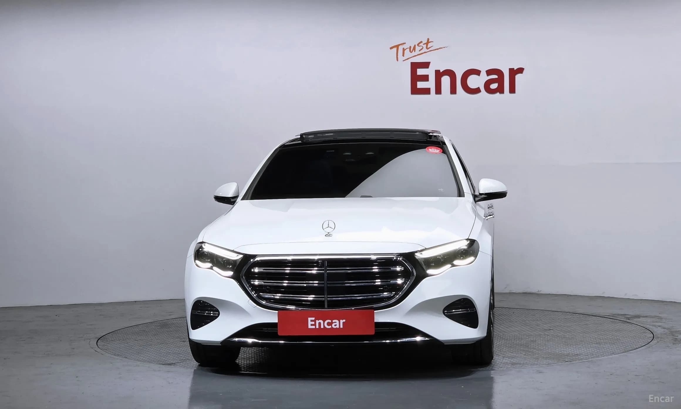E-Class W214