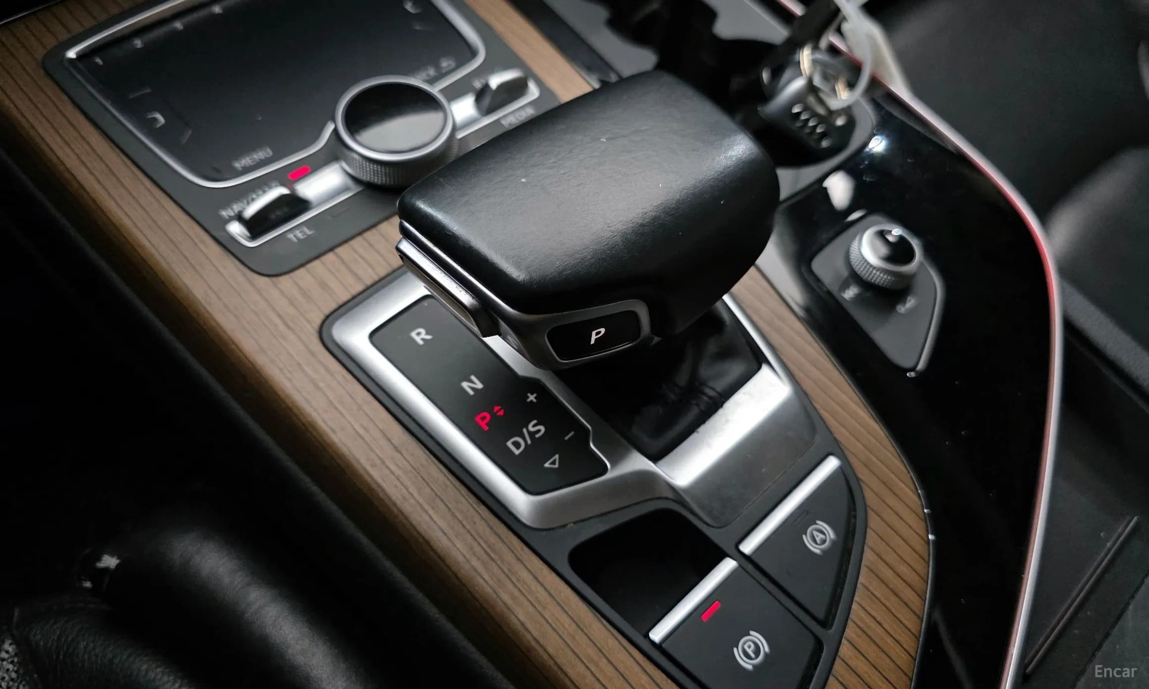 Q7 (4M)