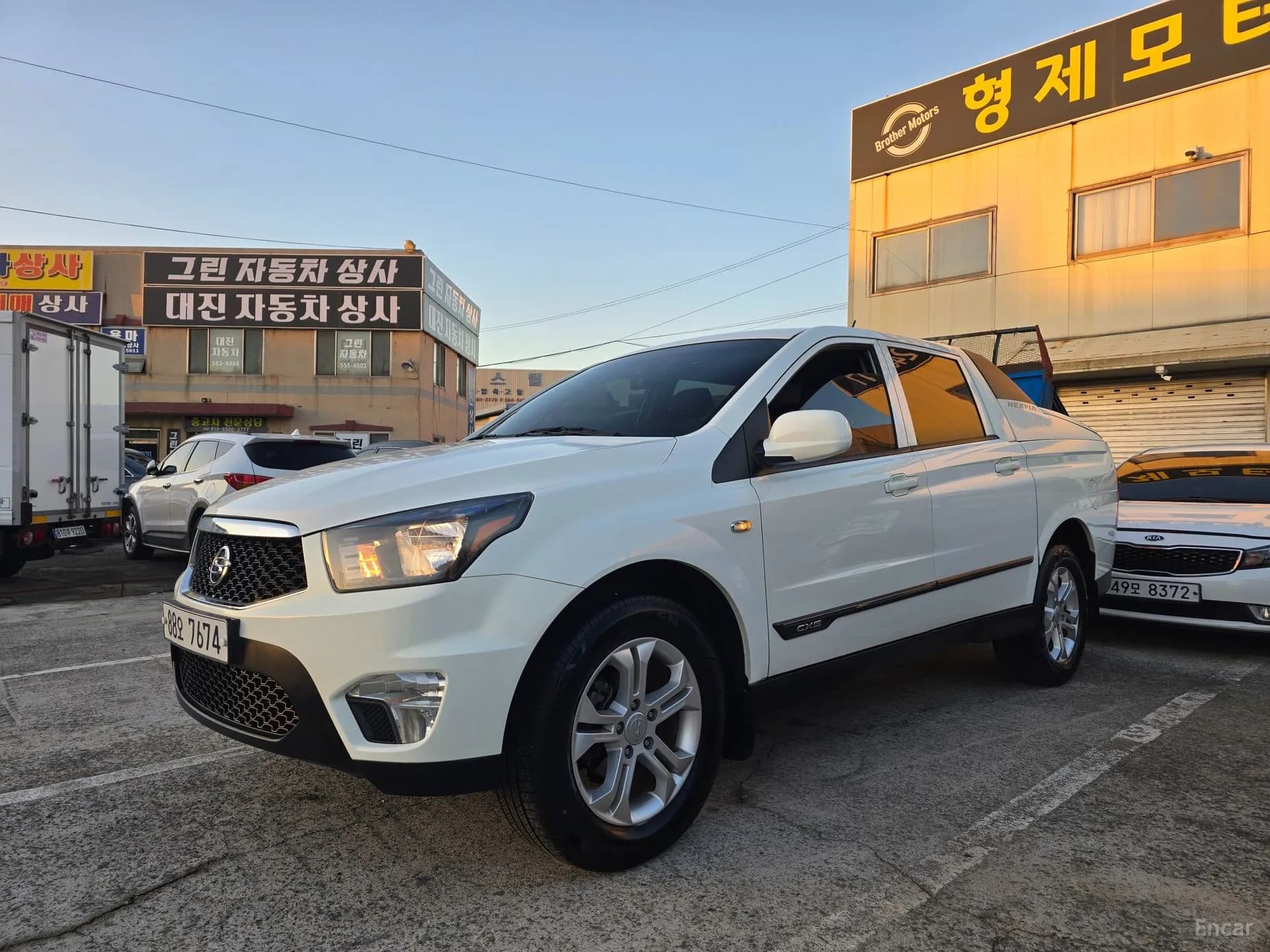 Korando Sports