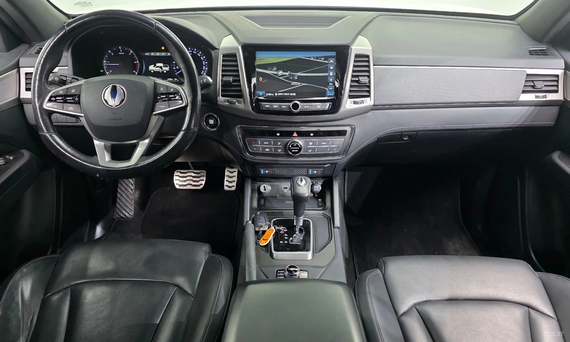 Rexton Sports Khan