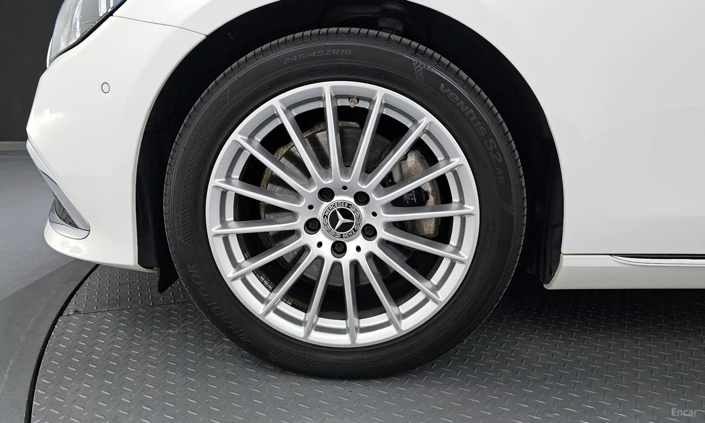 E-Class W213