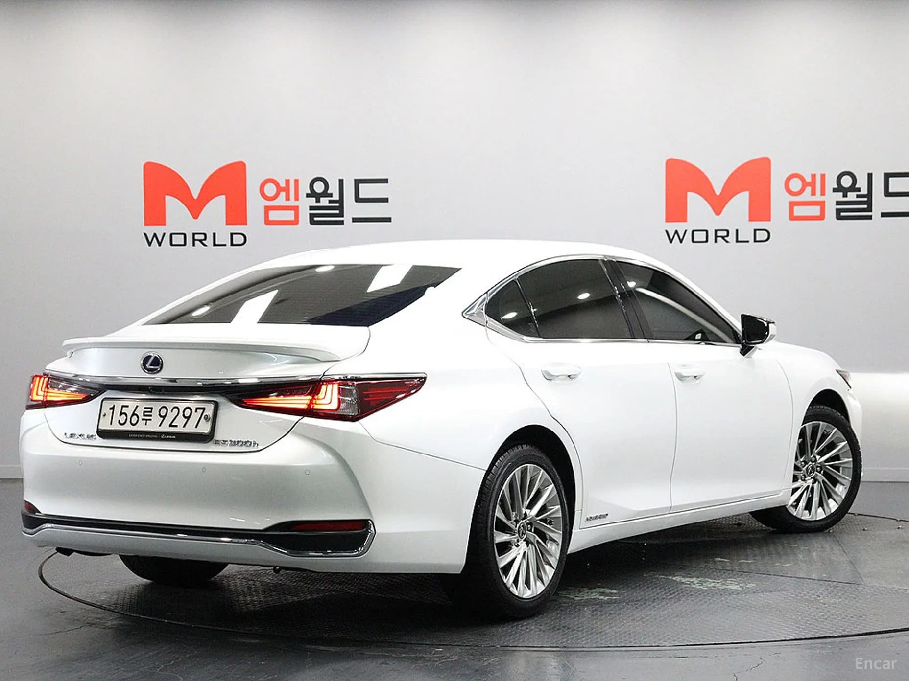ES300h 7th Generation