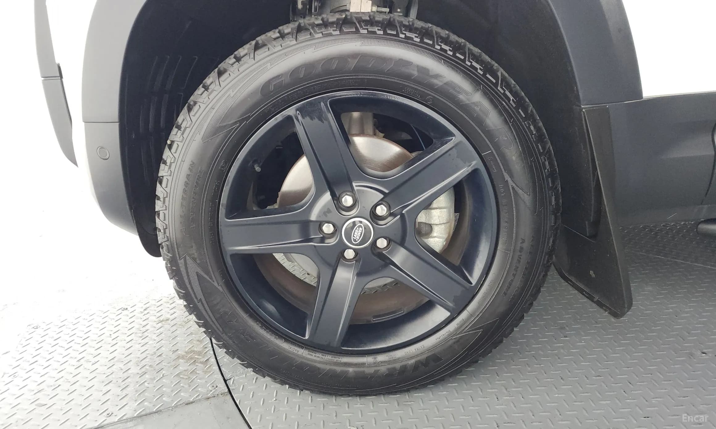 Defender (L663)