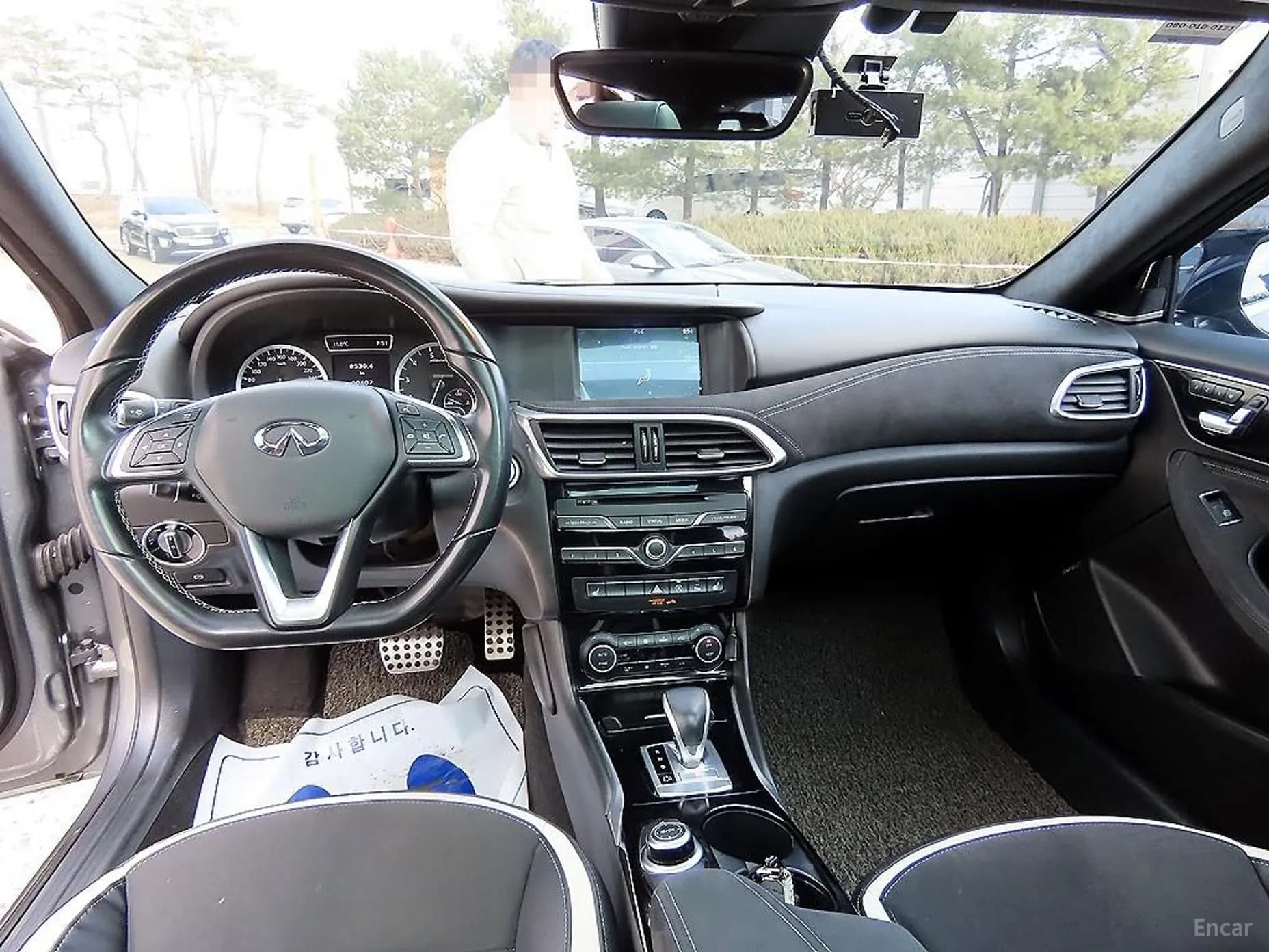 Q30