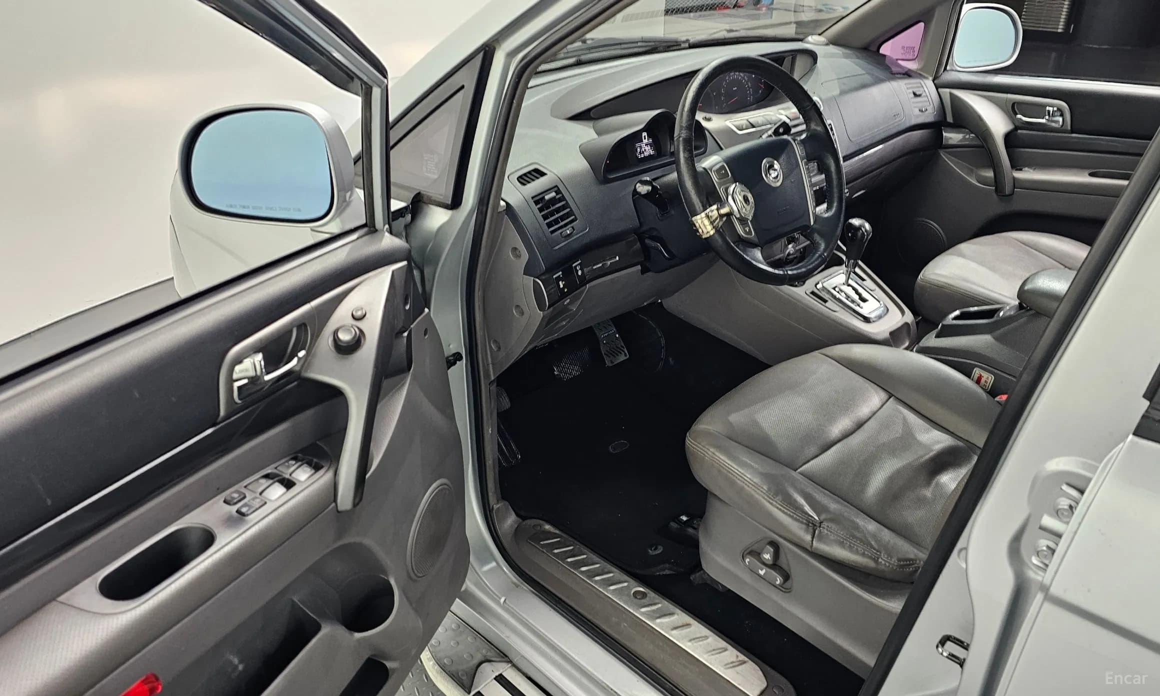 Korando Turismo