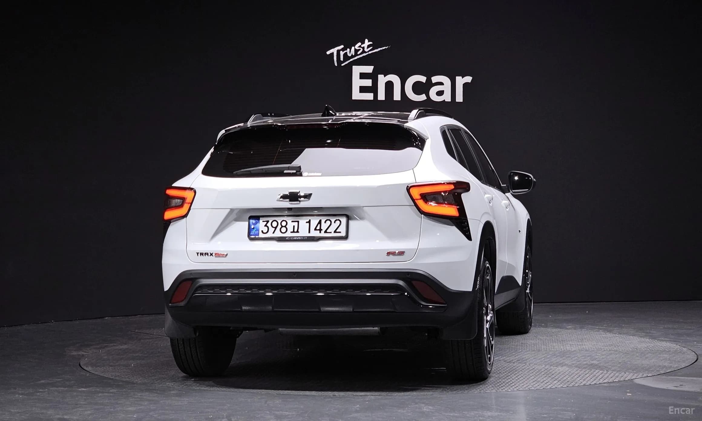 Trax Crossover