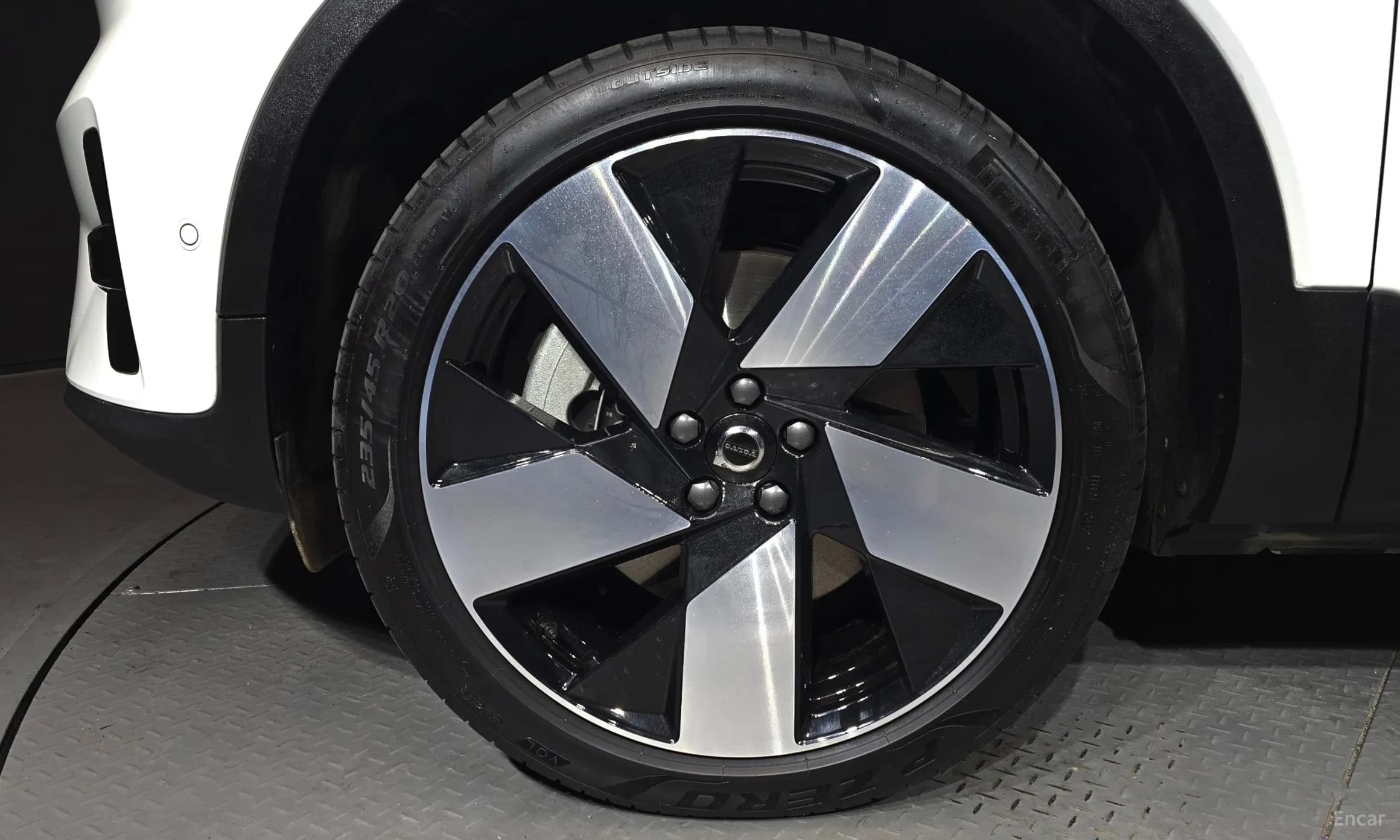XC40 Recharge