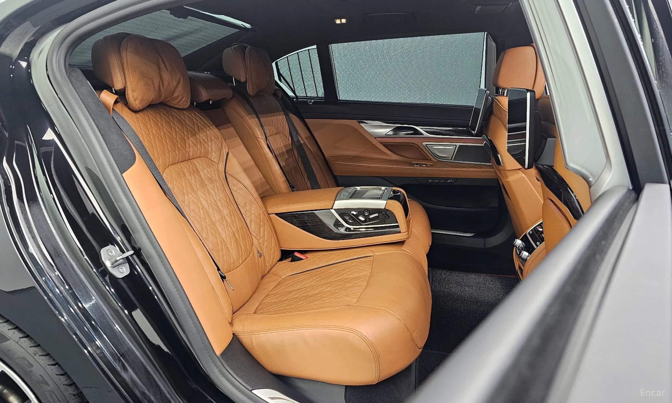7 Series (G11)