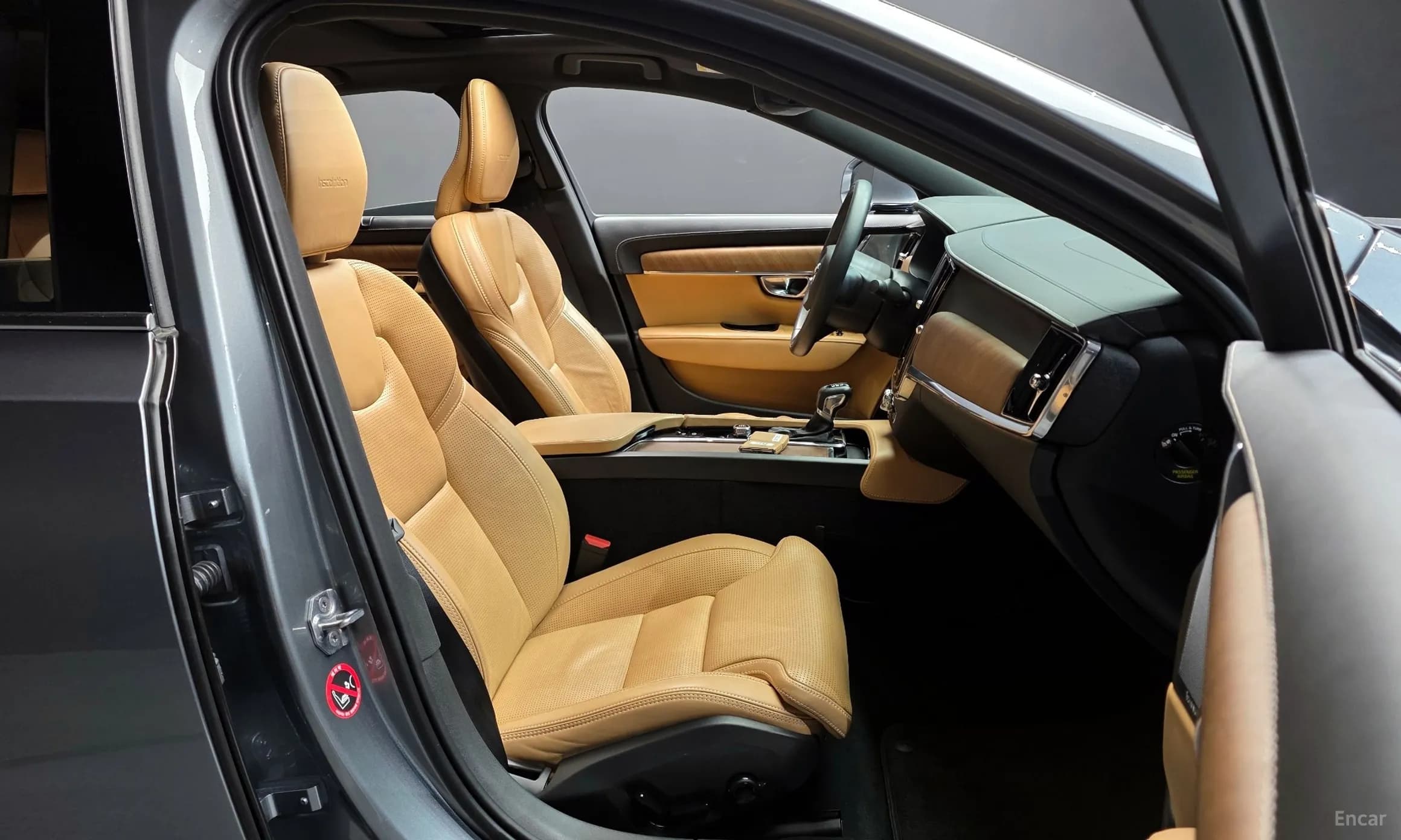 S90
