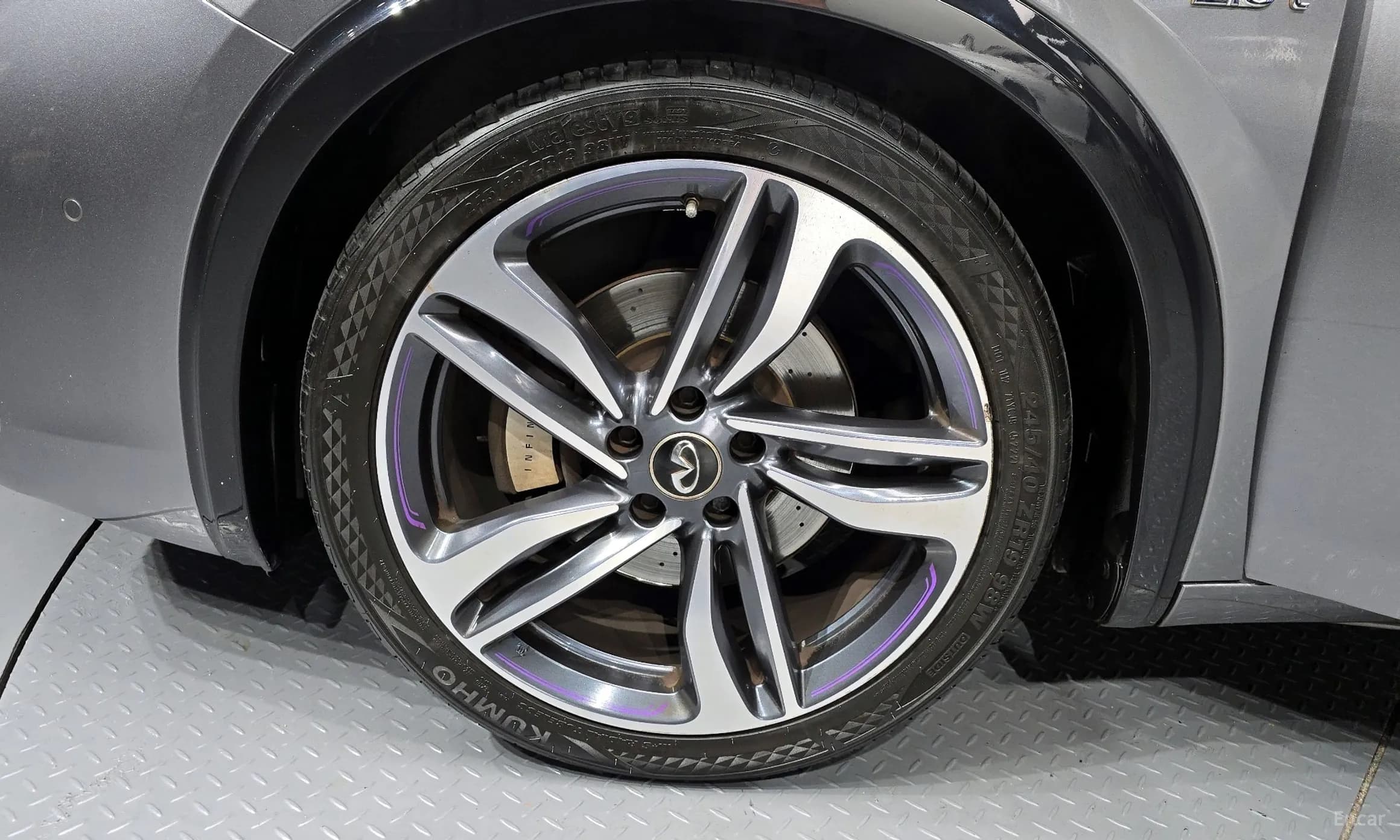 Q30