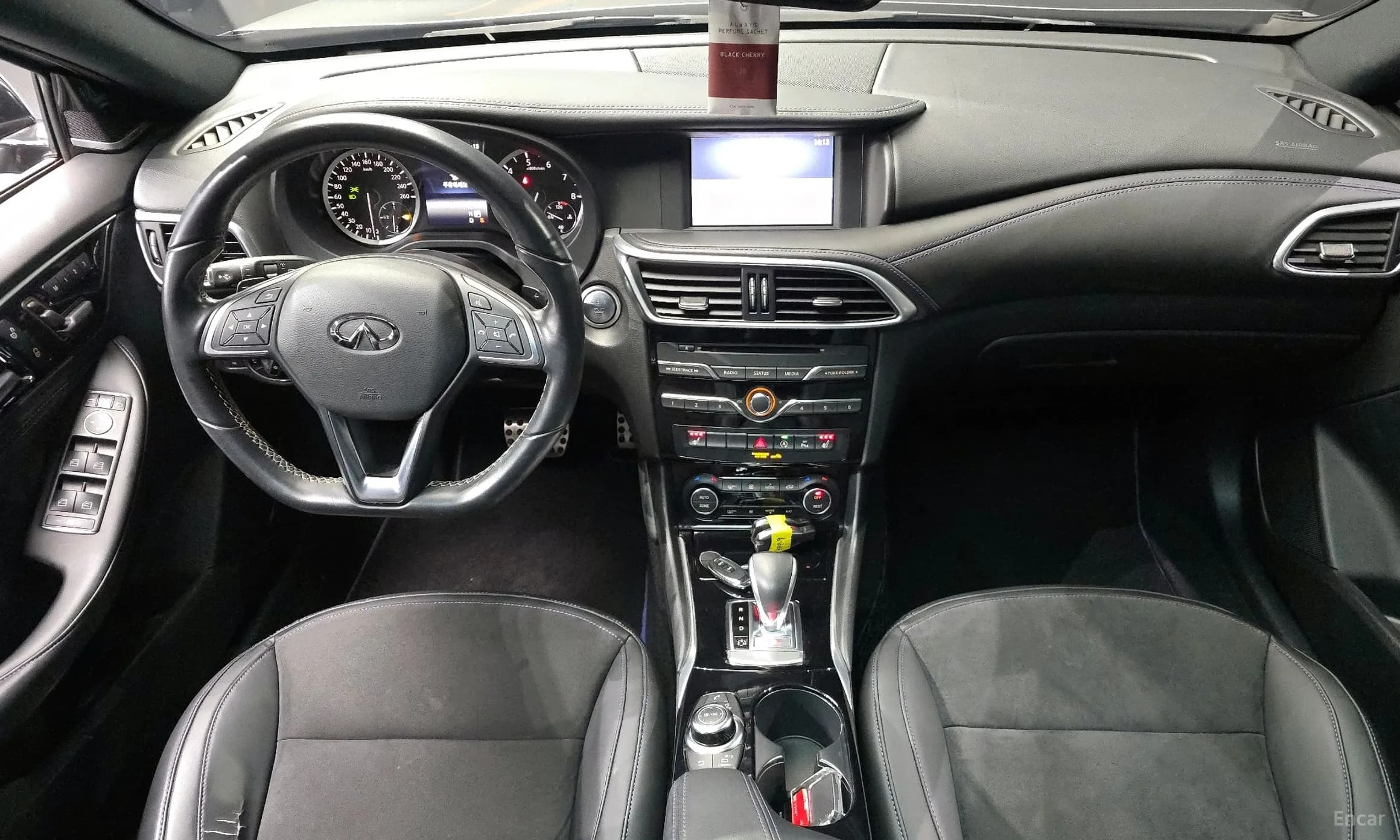 Q30