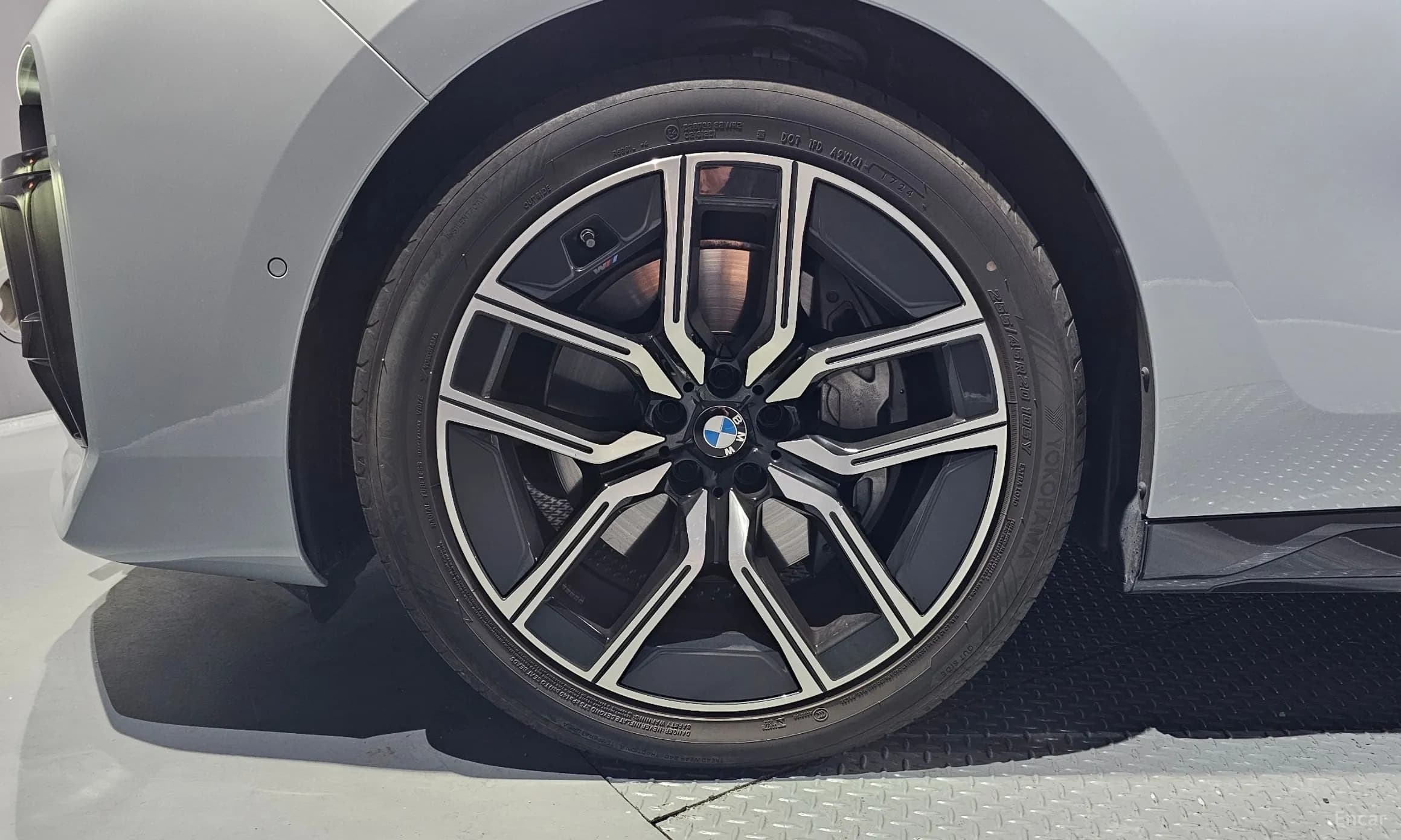 7 Series (G70)
