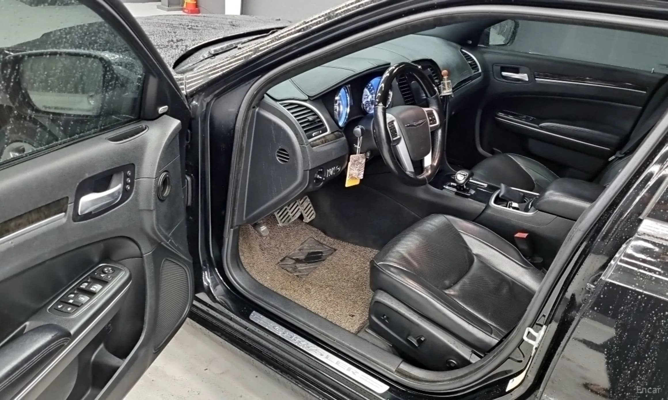 The New 300C