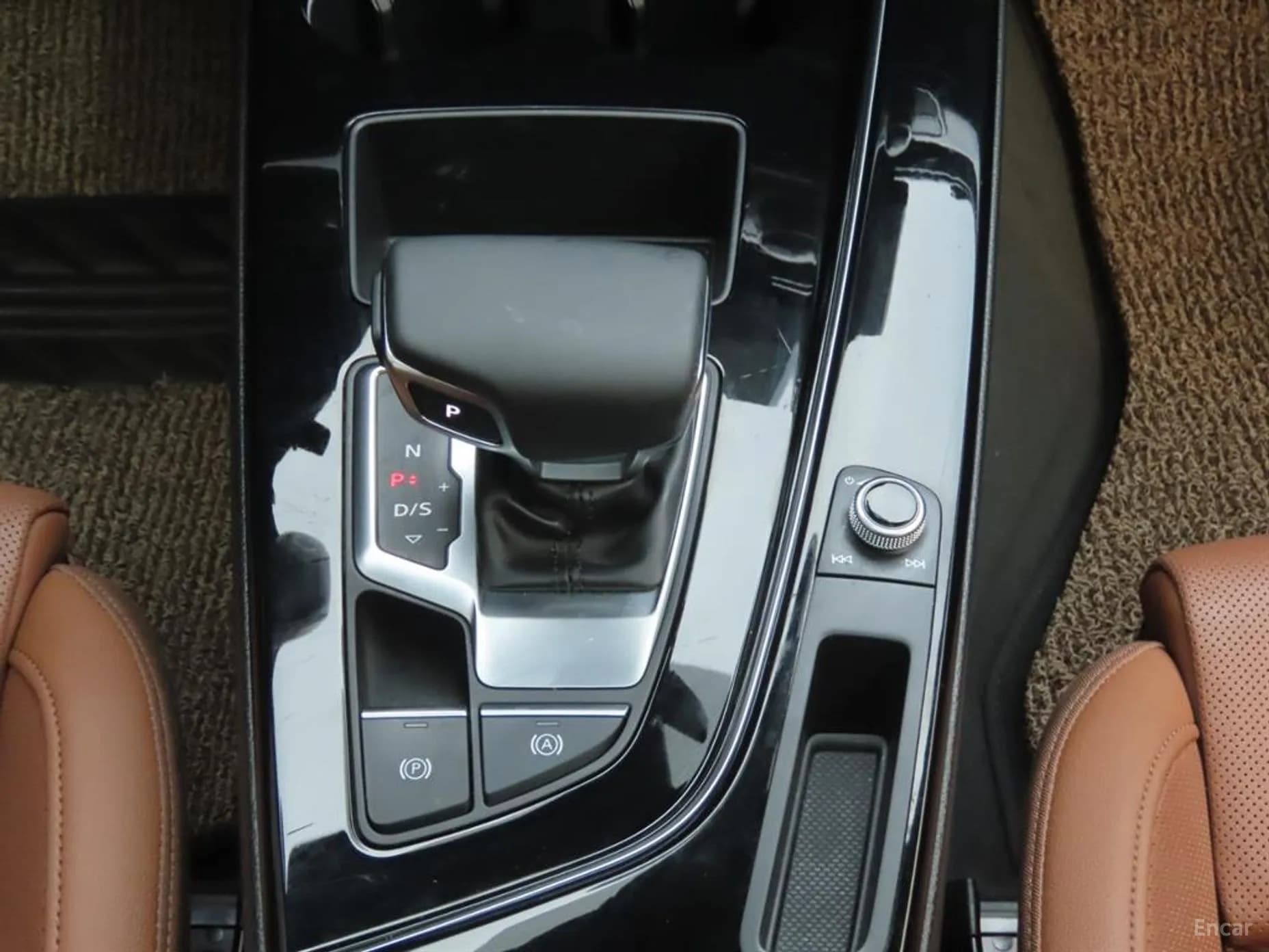 A4 (B9)