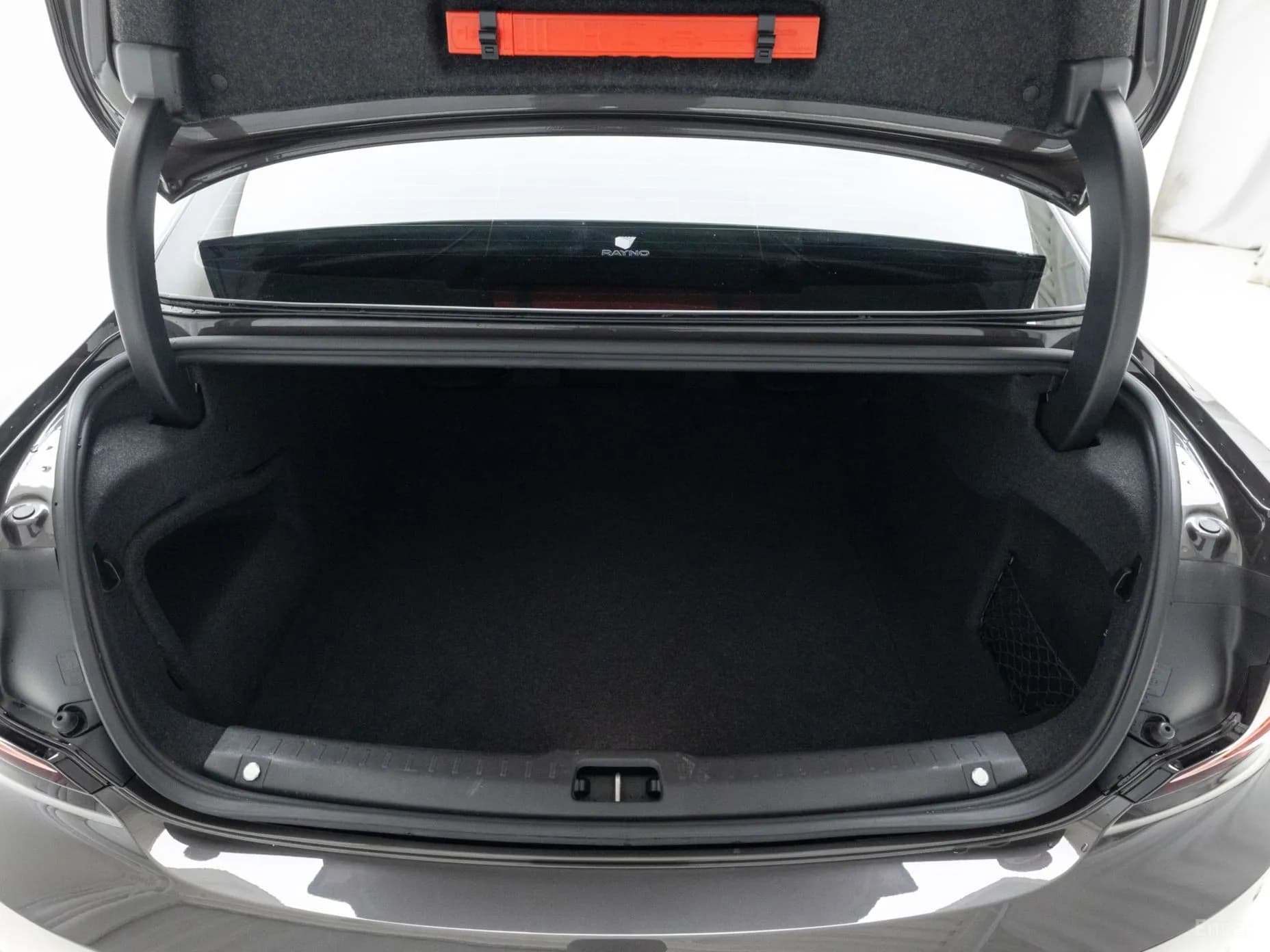 S90