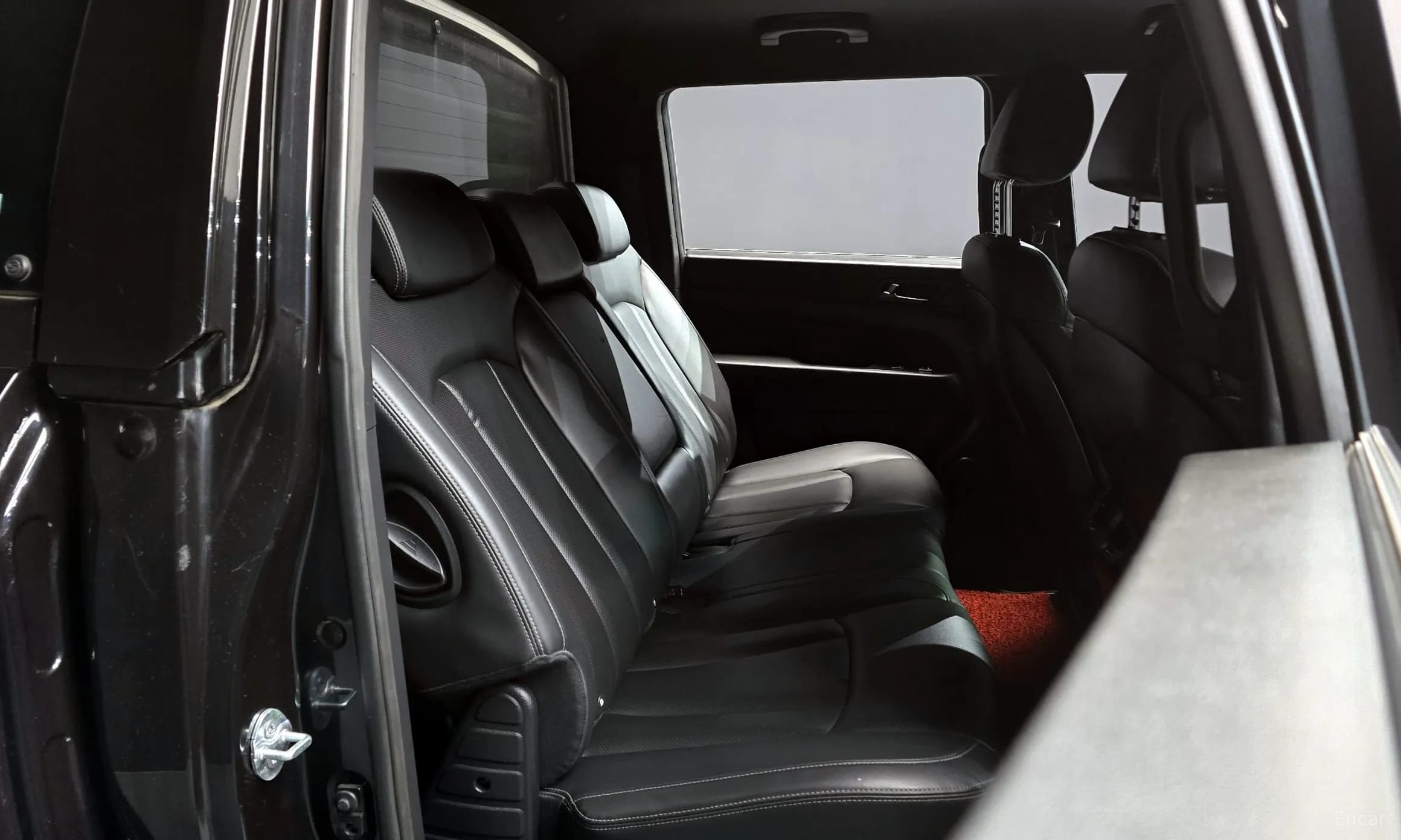 Rexton Sports Khan