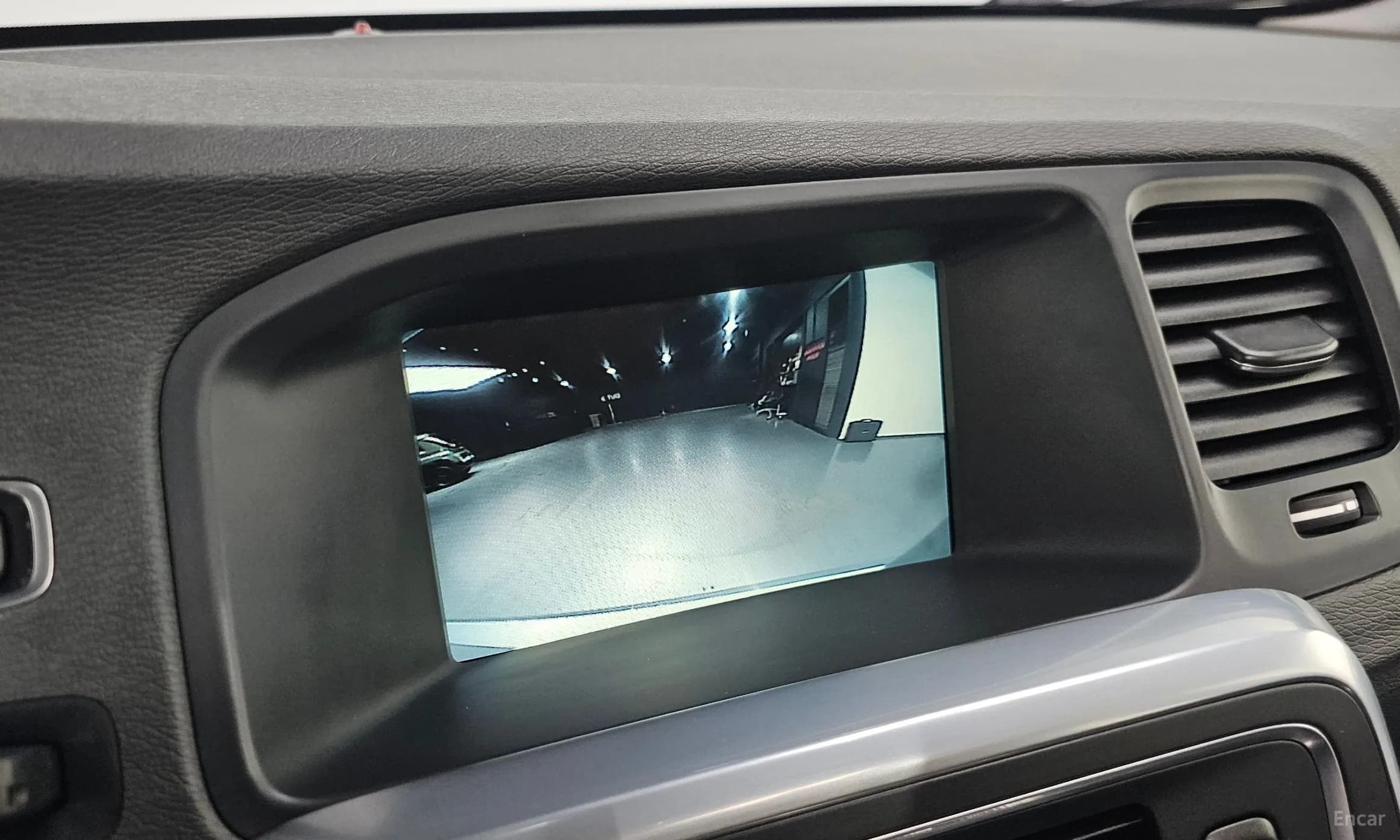 S60