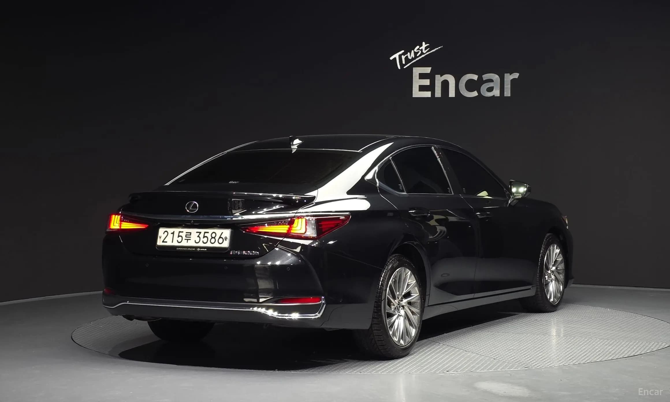 ES300h 7th Generation