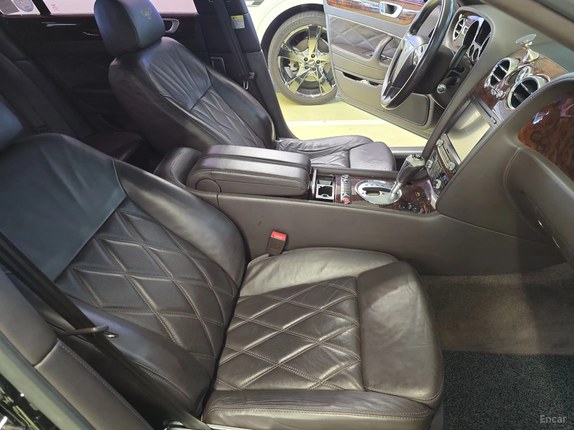 Flying Spur Gen 1