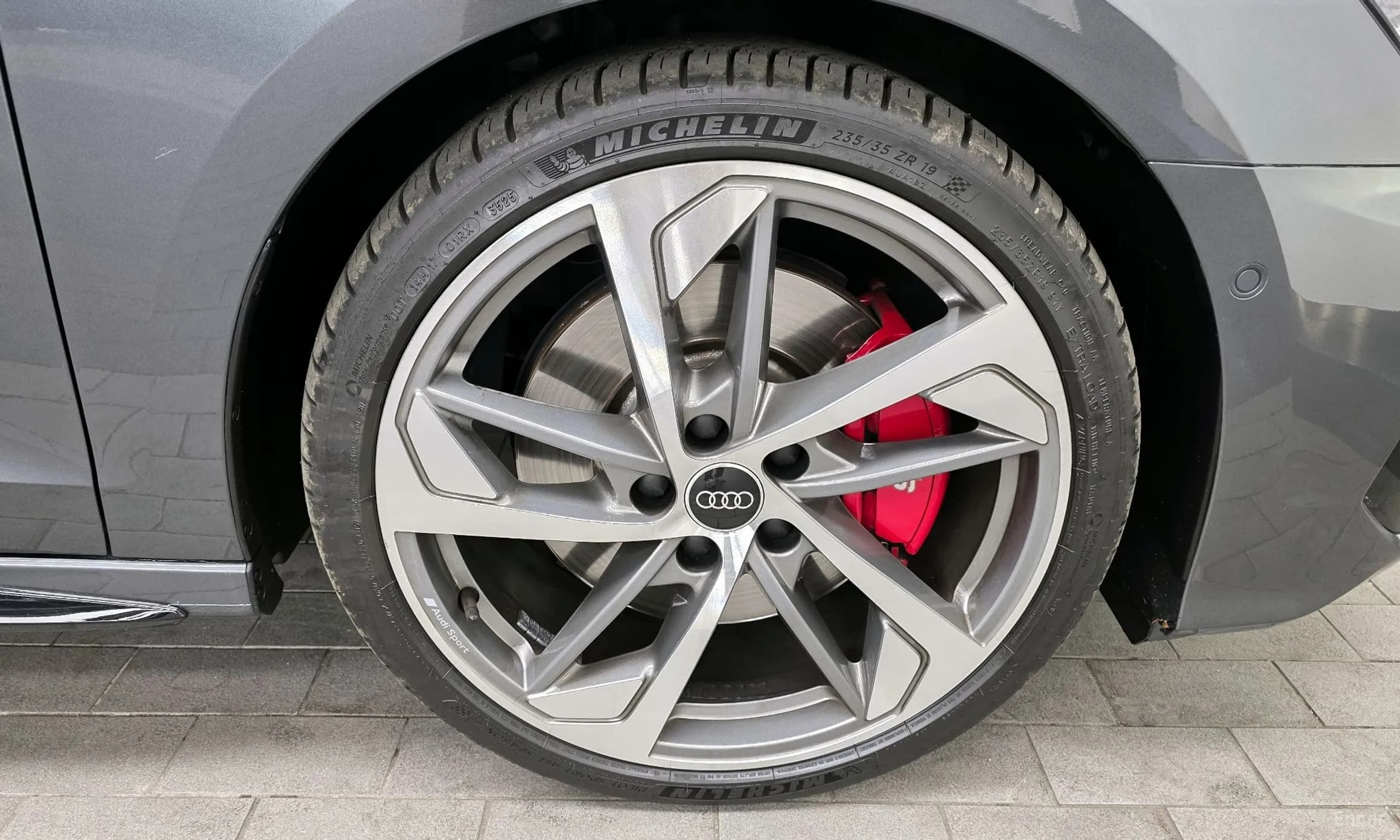 S3 (8Y)