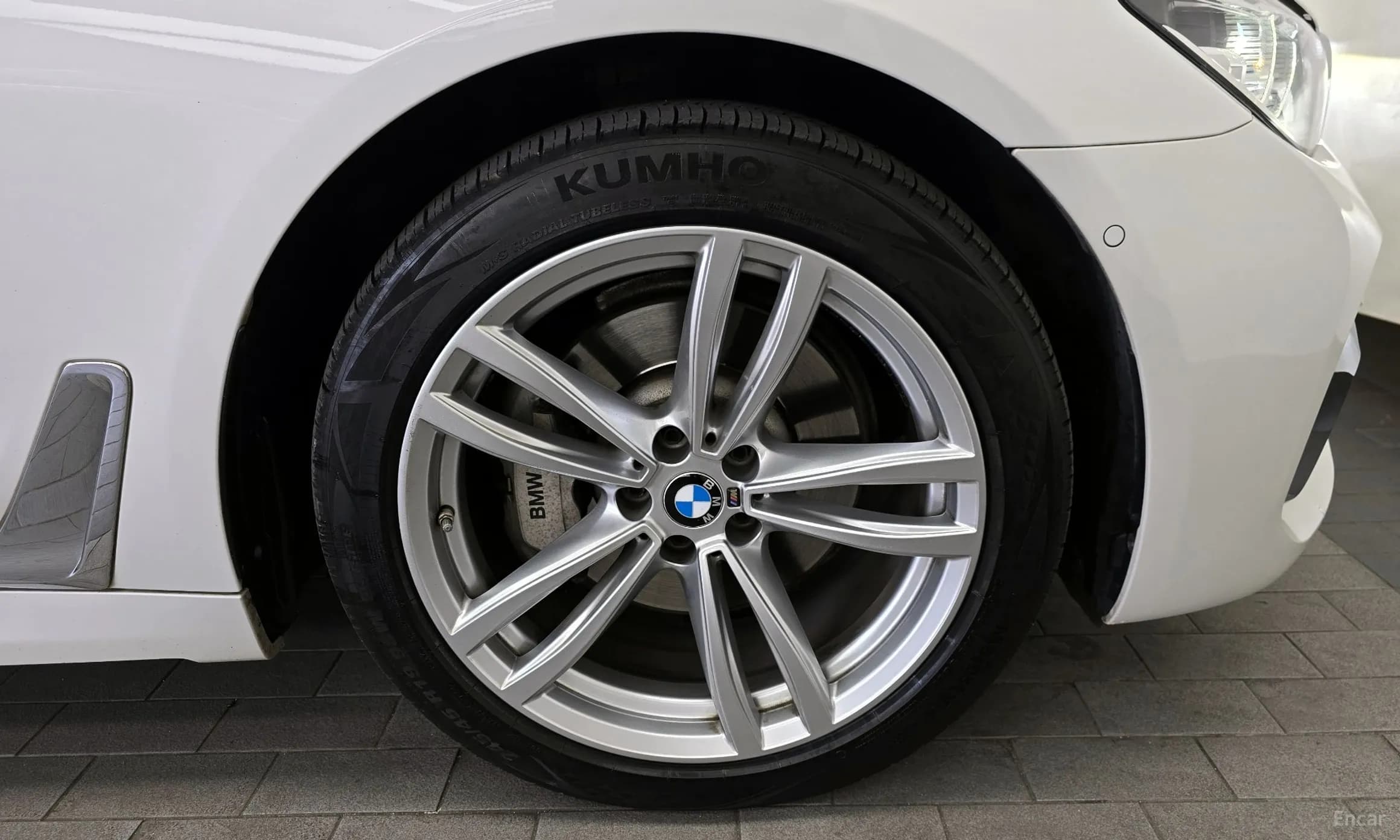 7 Series (G11)