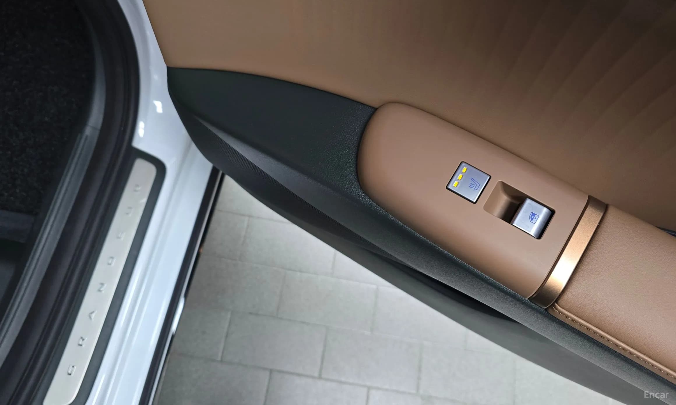 Grandeur Hybrid (GN7)