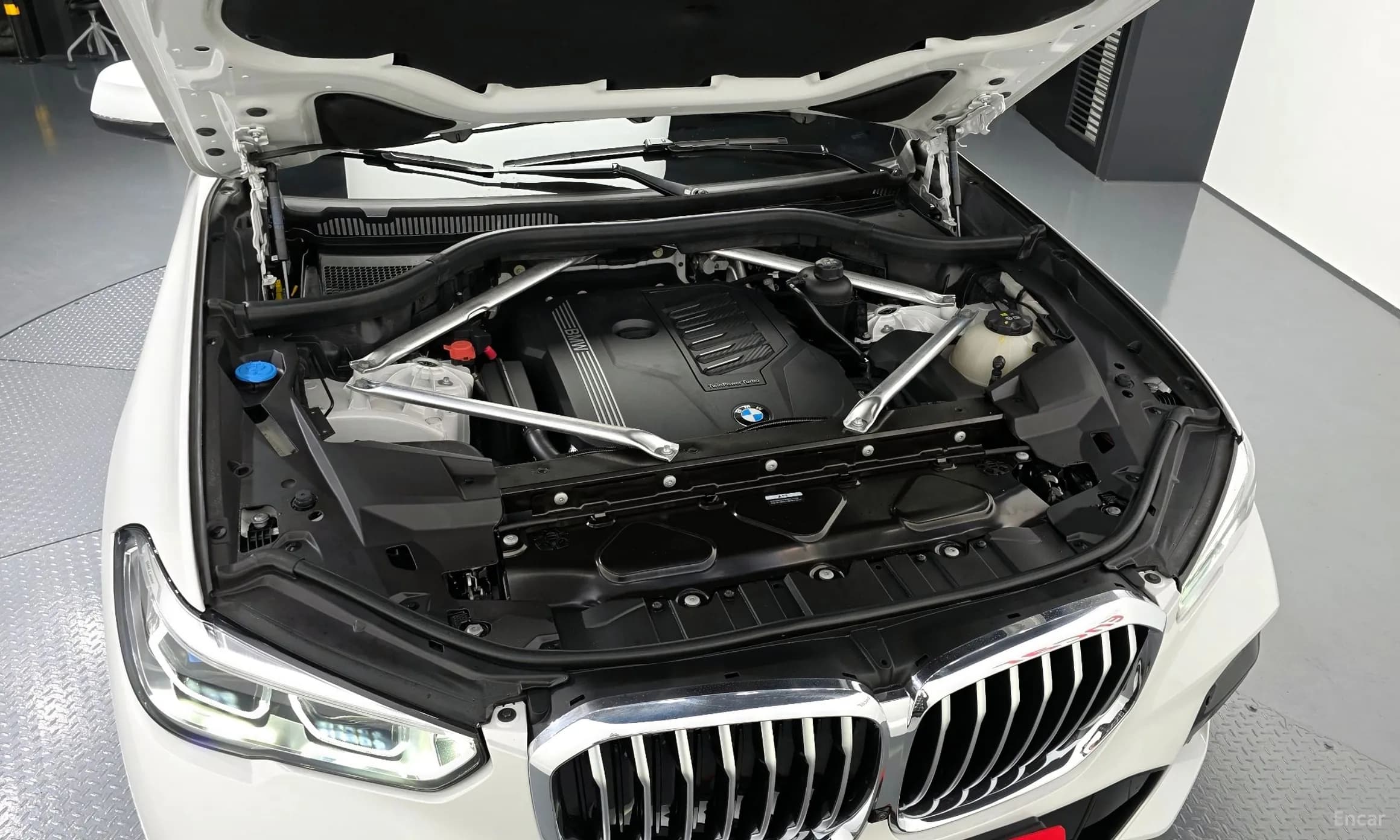 X5 (G05)