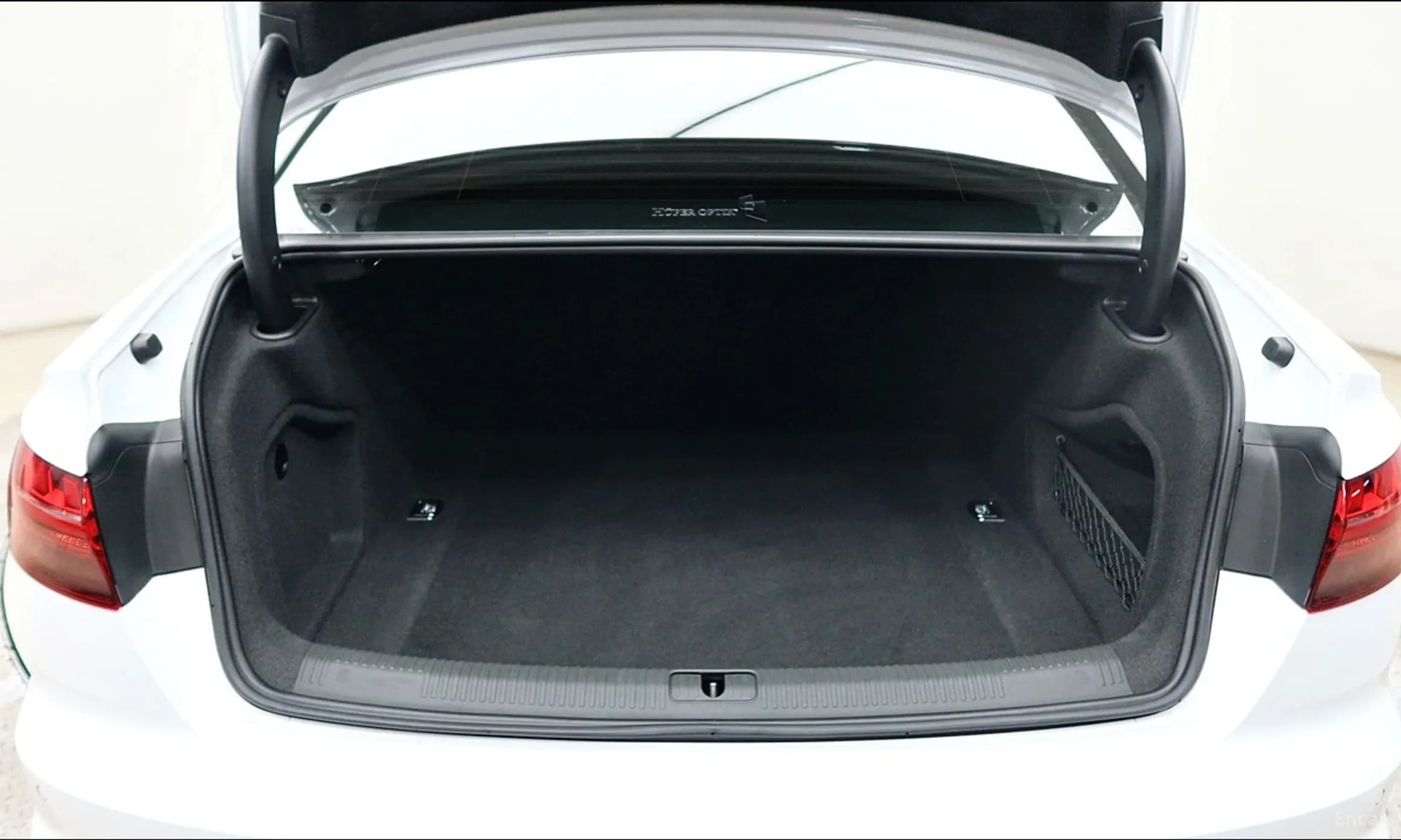 A4 (B9)